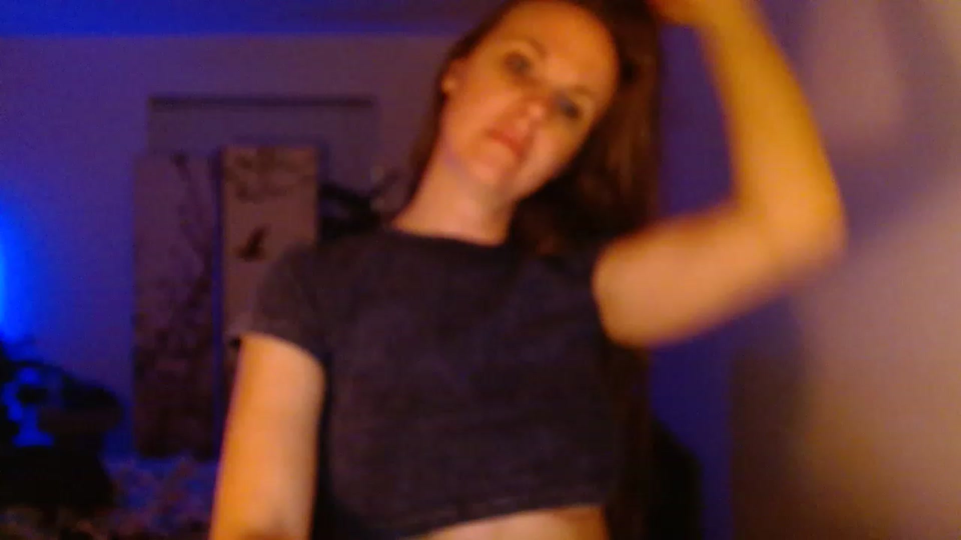 Gallery image thumbnail from LoVe_On__'s myfreecams stream on, 06/21/2023, 08:56 image 20 of 20