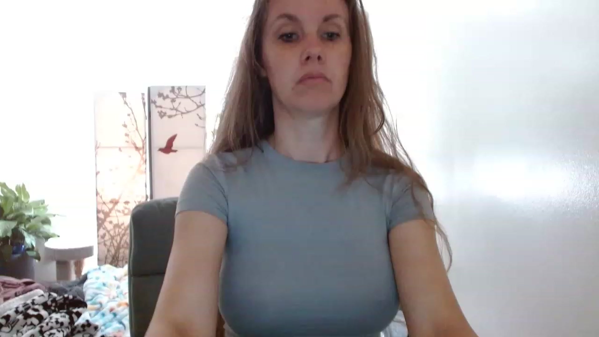 Gallery image thumbnail from LoVe_On__'s myfreecams stream on, 06/25/2023, 17:02 image 14 of 20