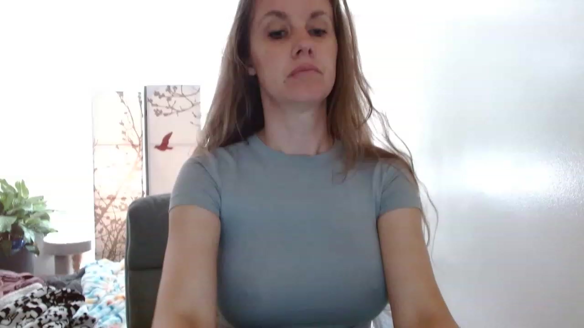 Gallery image thumbnail from LoVe_On__'s myfreecams stream on, 06/25/2023, 17:02 image 12 of 20
