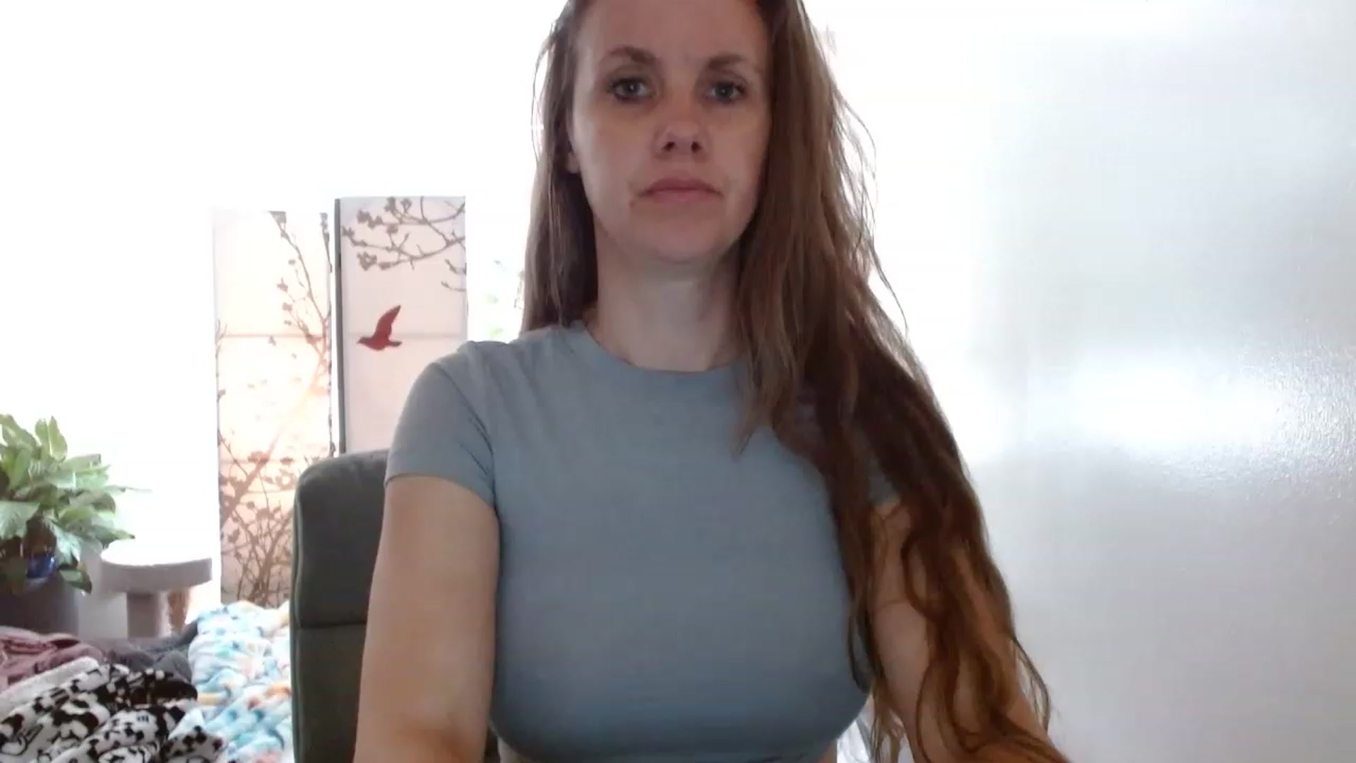 Gallery image thumbnail from LoVe_On__'s myfreecams stream on, 06/25/2023, 17:02 image 15 of 20
