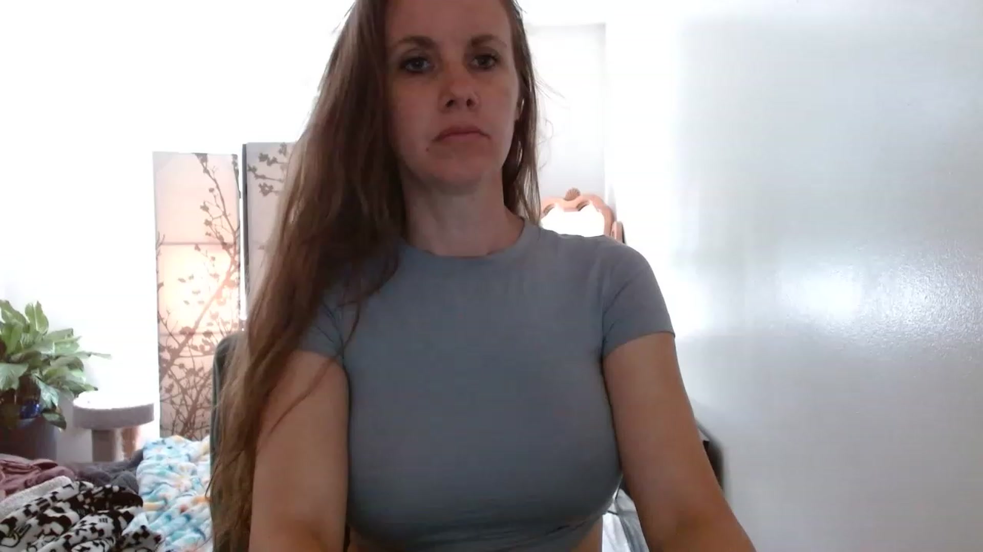Gallery image thumbnail from LoVe_On__'s myfreecams stream on, 06/25/2023, 17:02 image 6 of 20