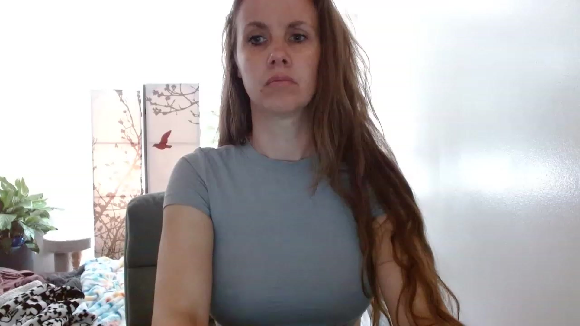 Gallery image thumbnail from LoVe_On__'s myfreecams stream on, 06/25/2023, 17:02 image 16 of 20