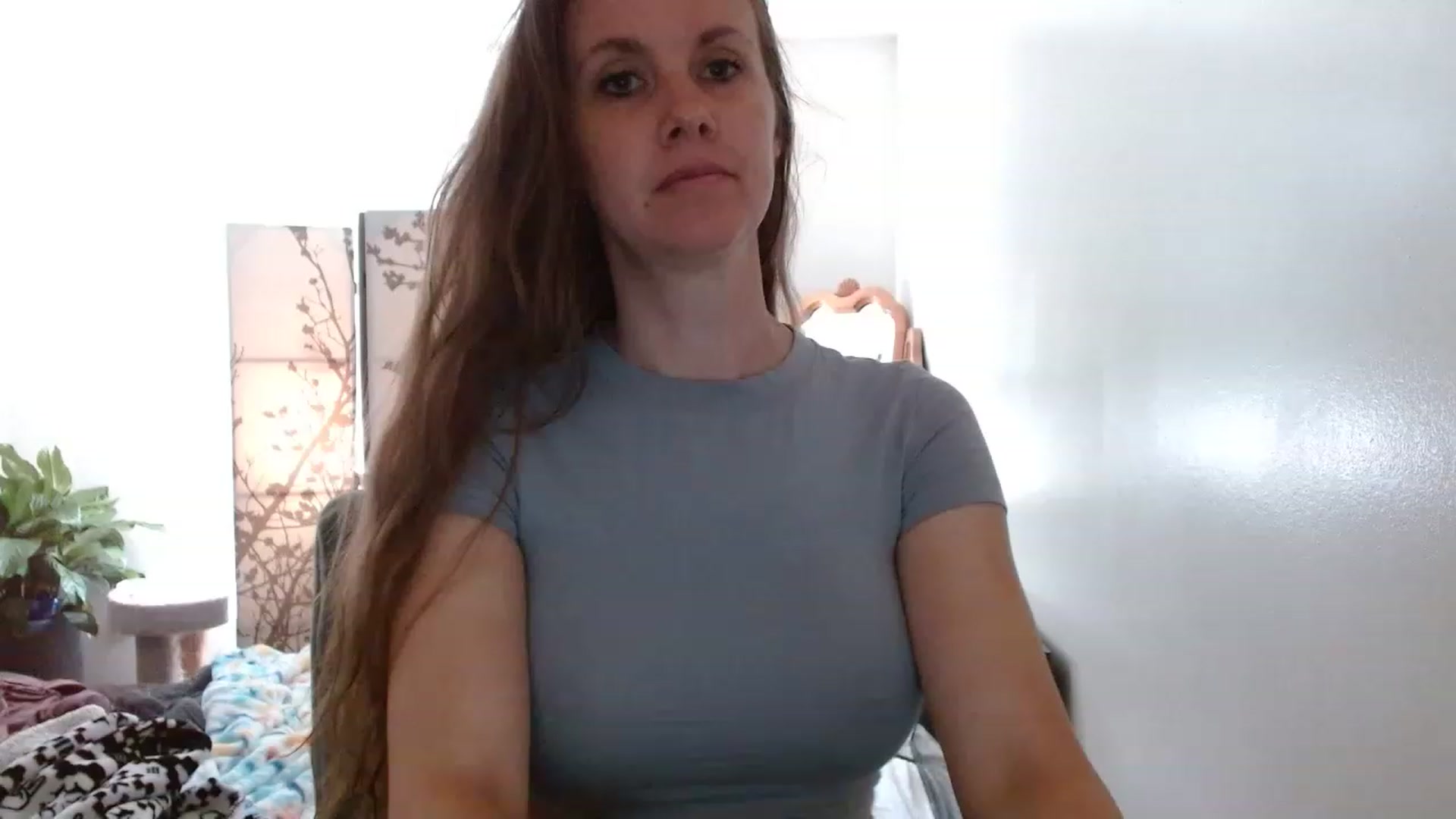Gallery image thumbnail from LoVe_On__'s myfreecams stream on, 06/25/2023, 17:02 image 3 of 20