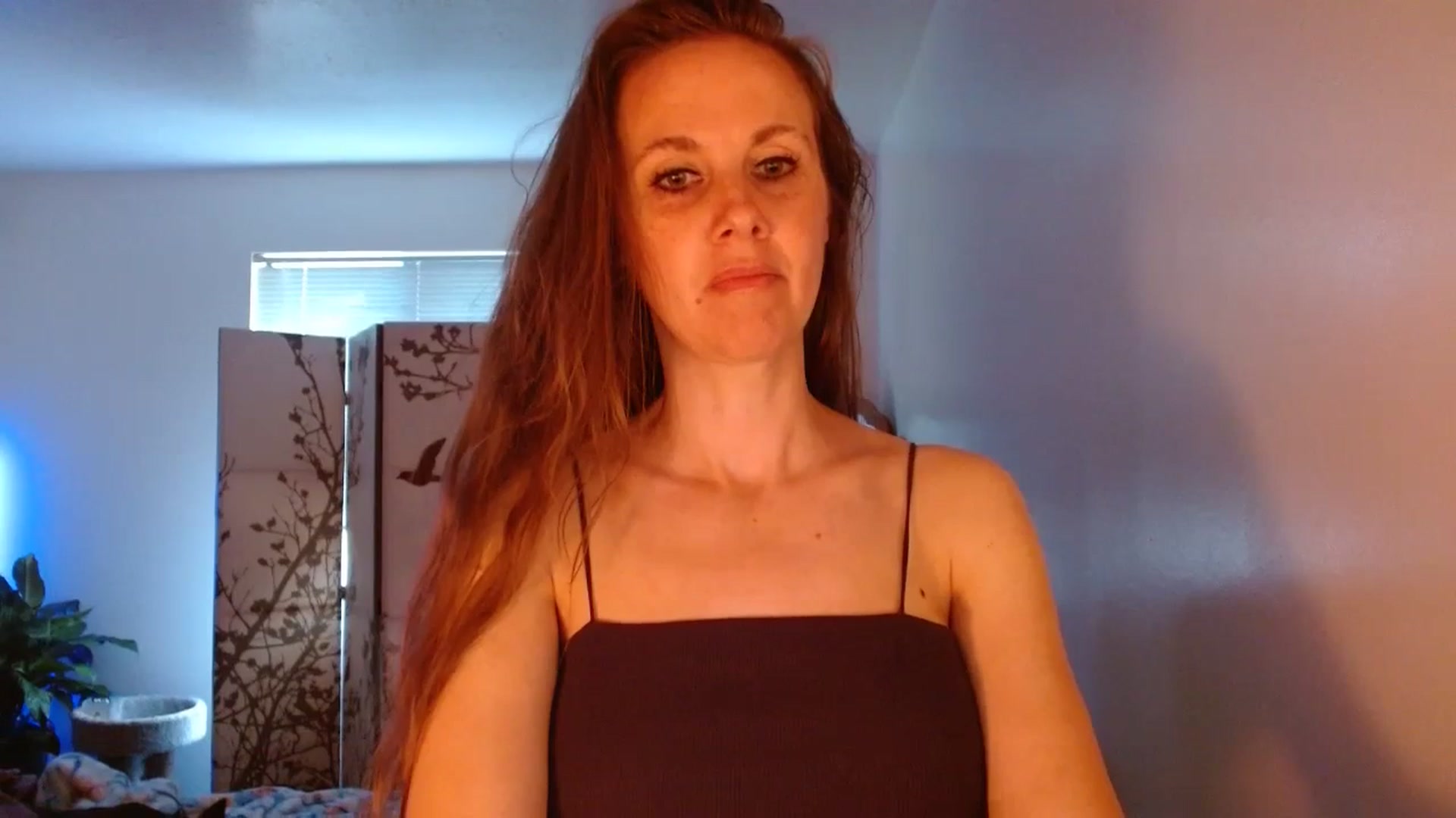 Gallery image thumbnail from LoVe_On__'s myfreecams stream on, 06/26/2023, 14:54 image 13 of 20
