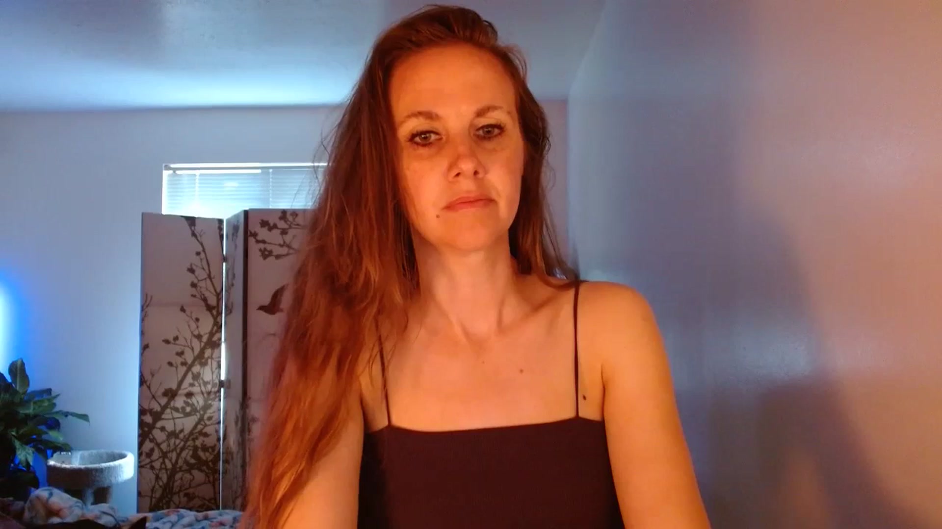 Gallery image thumbnail from LoVe_On__'s myfreecams stream on, 06/26/2023, 14:54 image 17 of 20