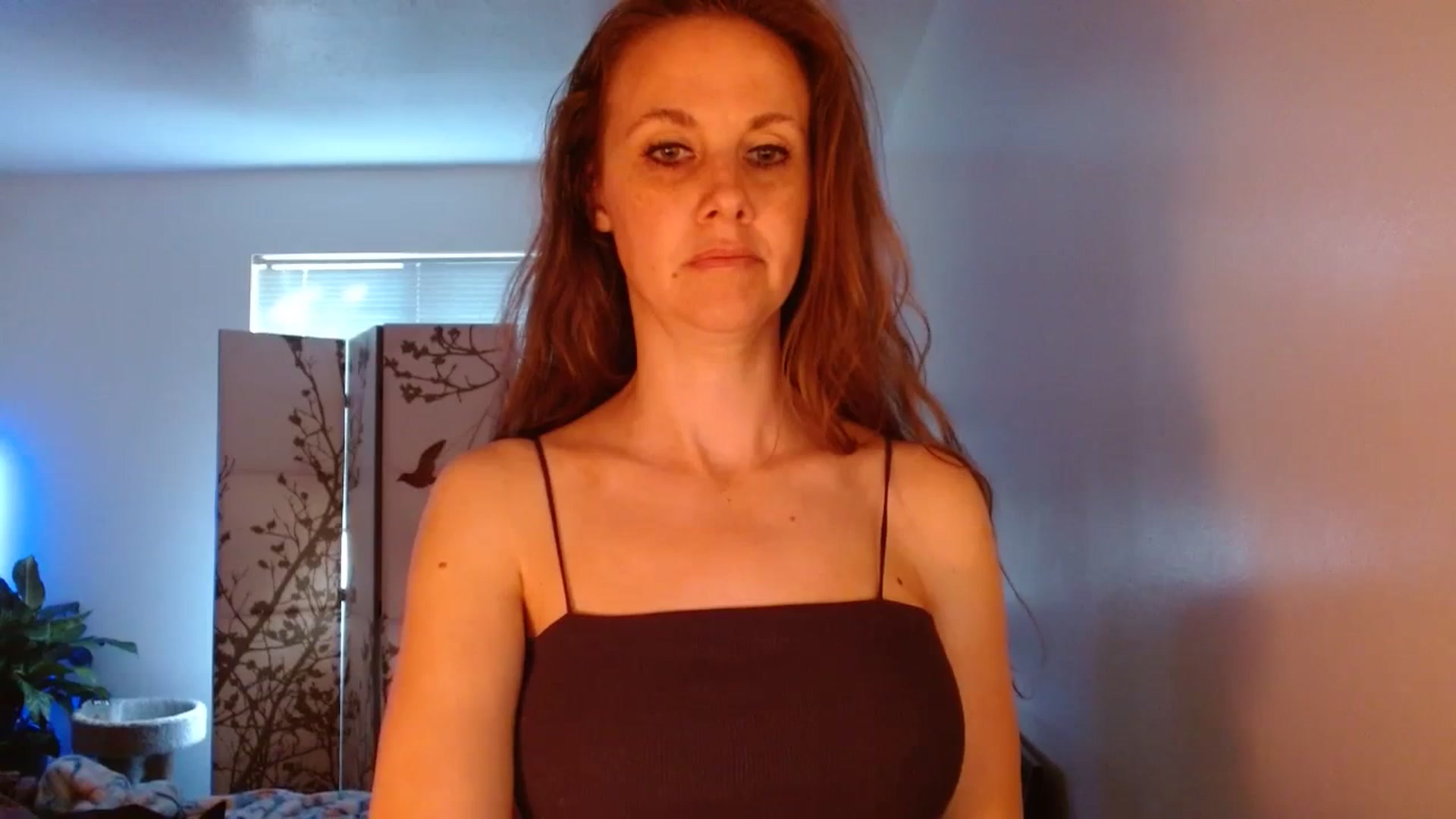 Gallery image thumbnail from LoVe_On__'s myfreecams stream on, 06/26/2023, 14:54 image 10 of 20