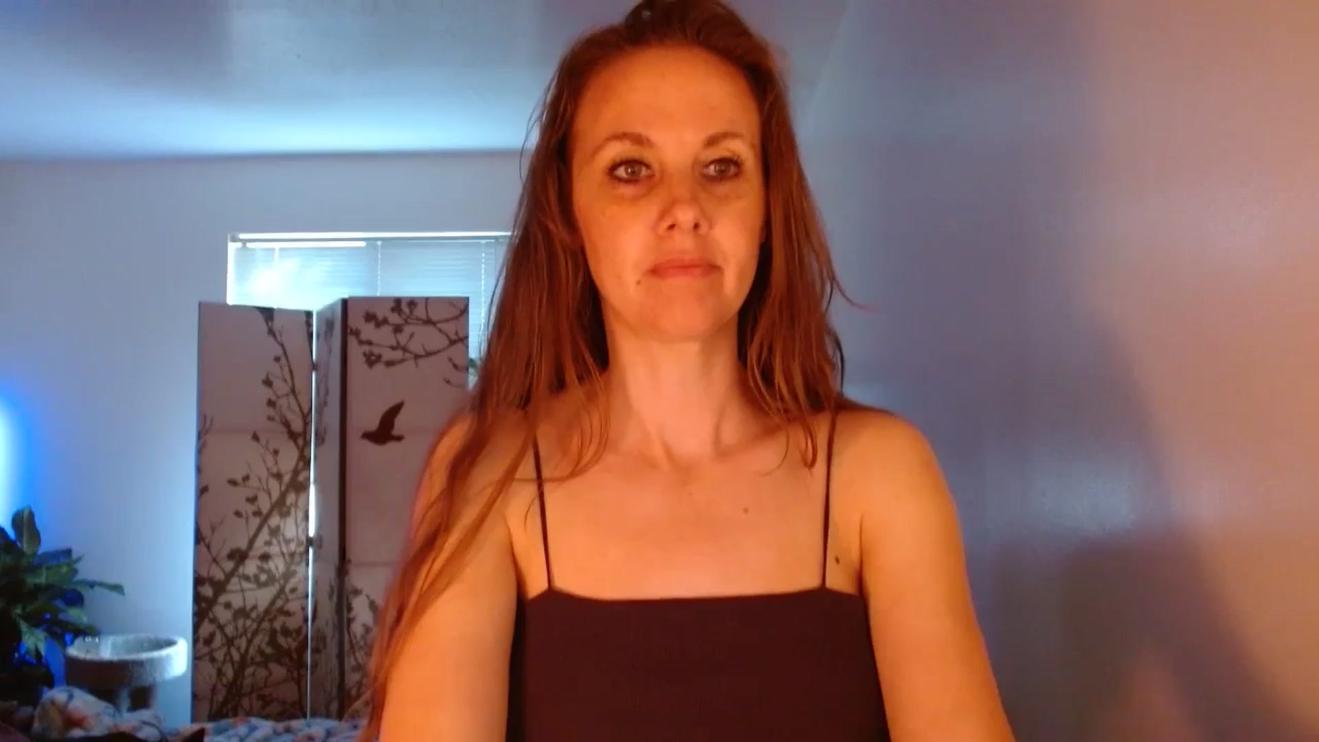 Gallery image thumbnail from LoVe_On__'s myfreecams stream on, 06/26/2023, 14:54 image 9 of 20