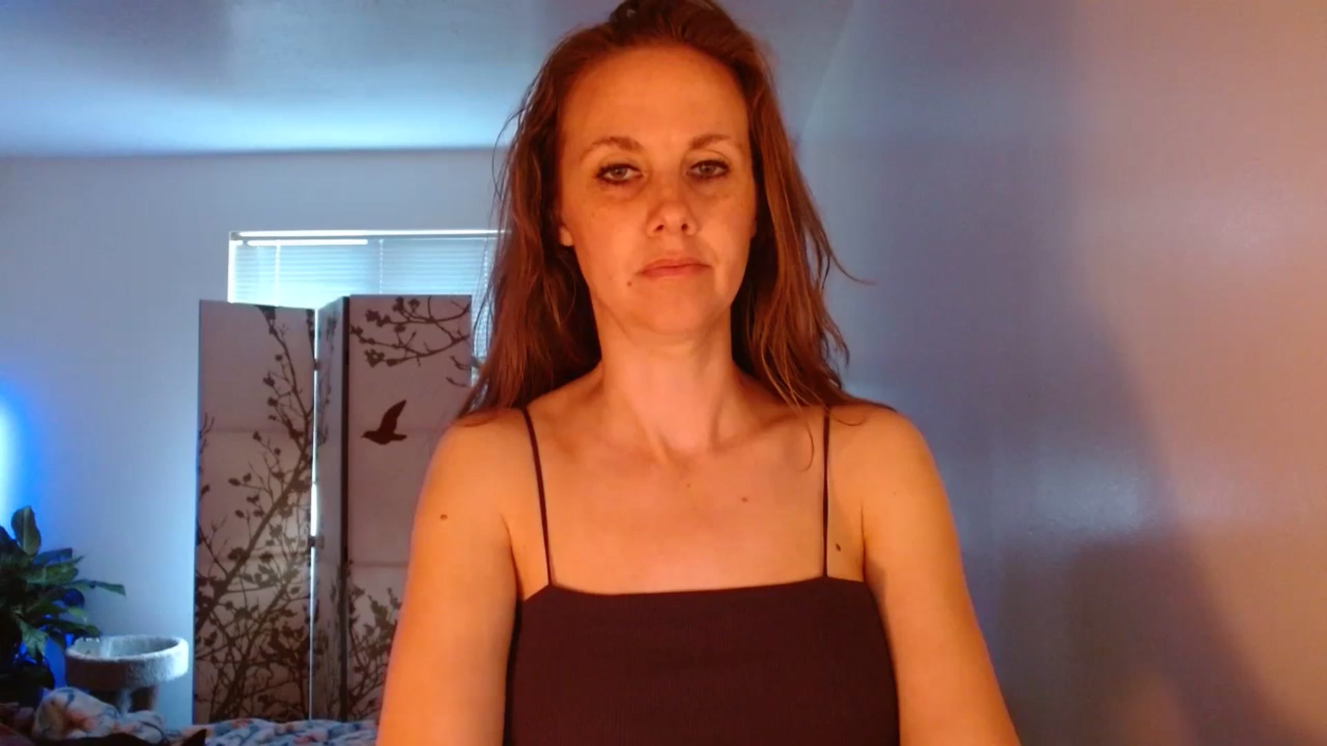 Gallery image thumbnail from LoVe_On__'s myfreecams stream on, 06/26/2023, 14:54 image 4 of 20