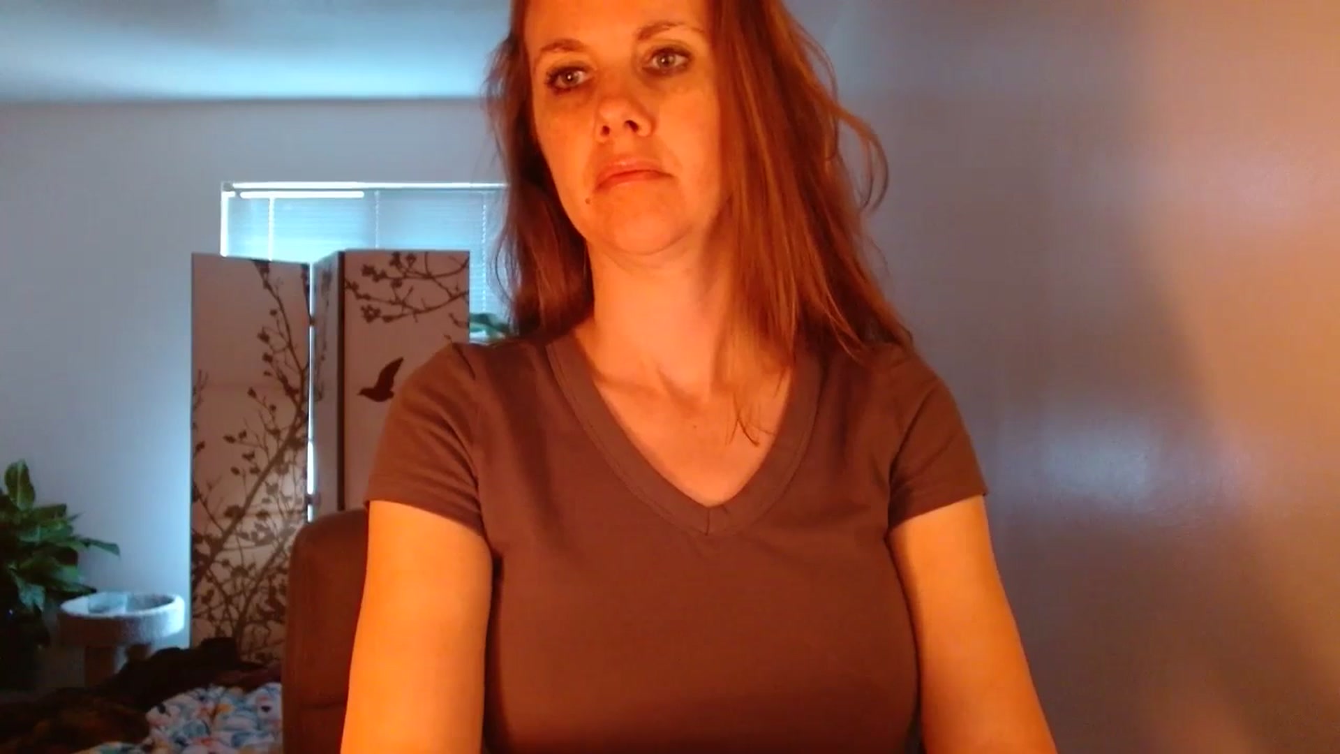 Gallery image thumbnail from LoVe_On__'s myfreecams stream on, 06/27/2023, 13:23 image 17 of 20
