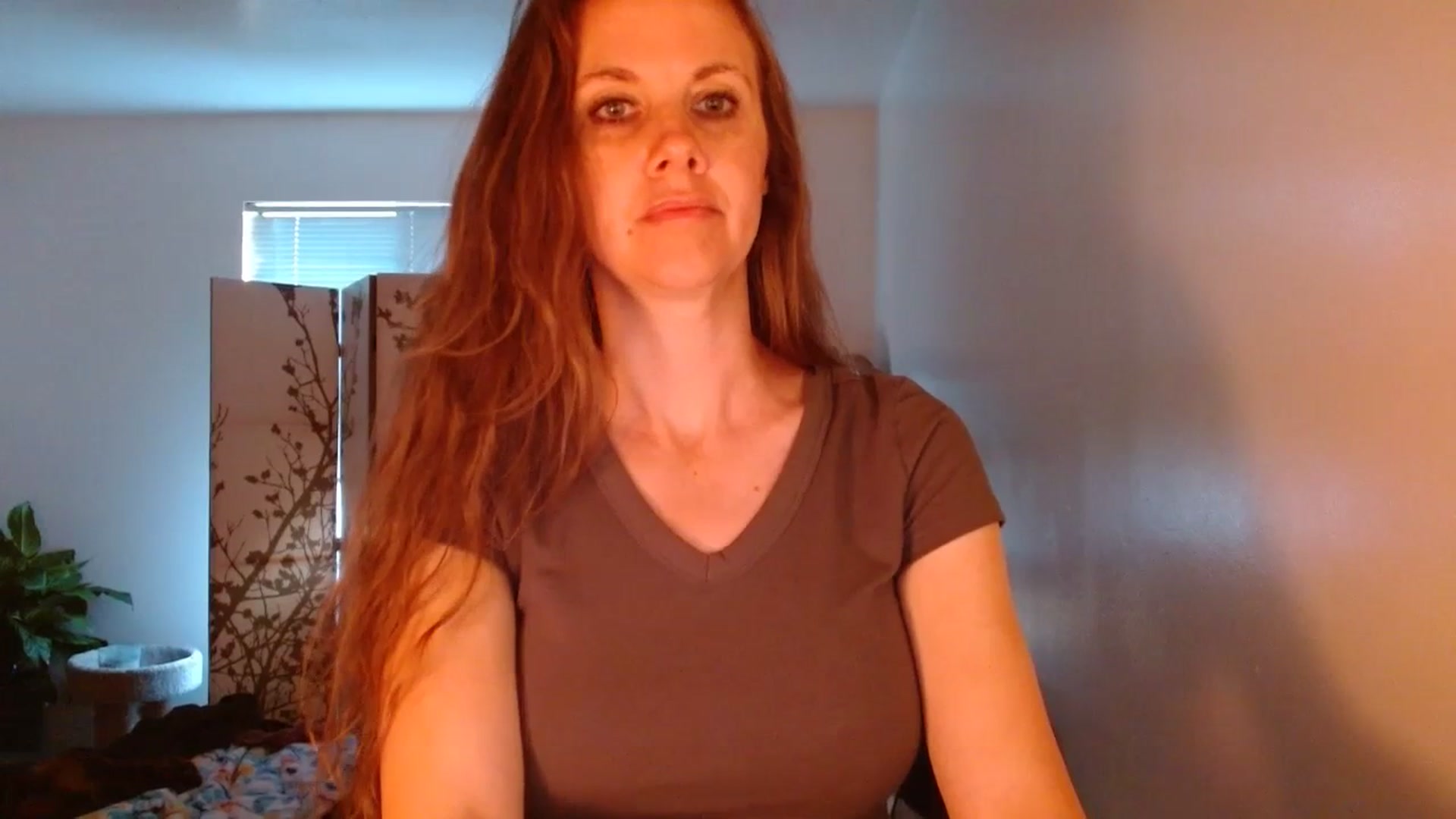 Gallery image thumbnail from LoVe_On__'s myfreecams stream on, 06/27/2023, 13:23 image 2 of 20