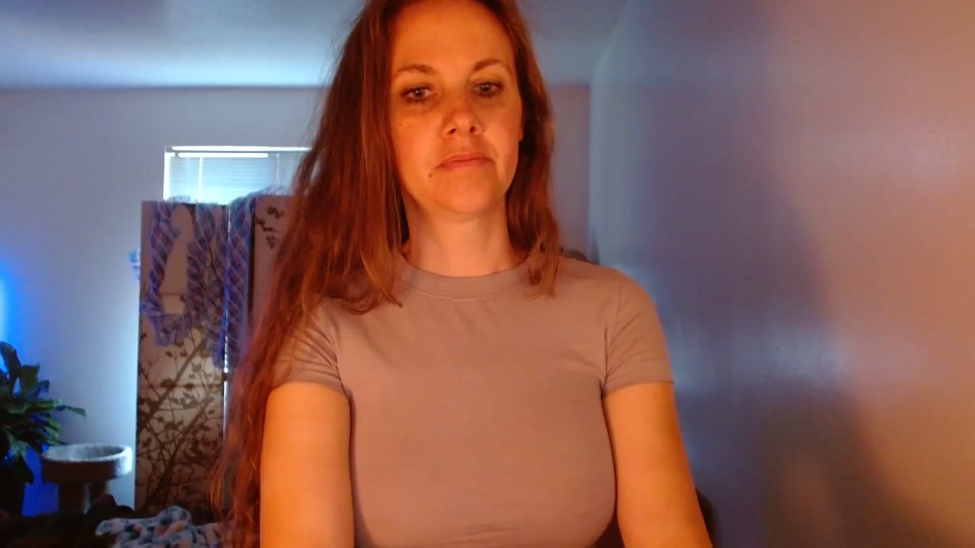 Gallery image thumbnail from LoVe_On__'s myfreecams stream on, 07/01/2023, 14:20 image 16 of 20