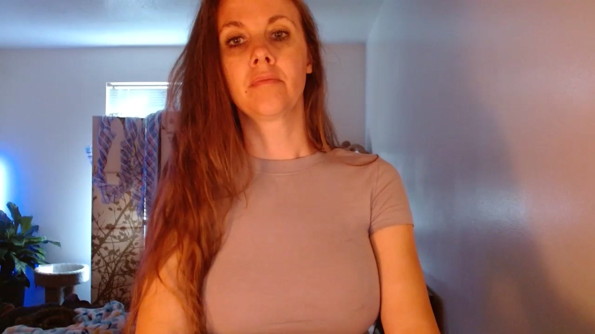 Gallery image thumbnail from LoVe_On__'s myfreecams stream on, 07/01/2023, 15:52 image 1 of 20