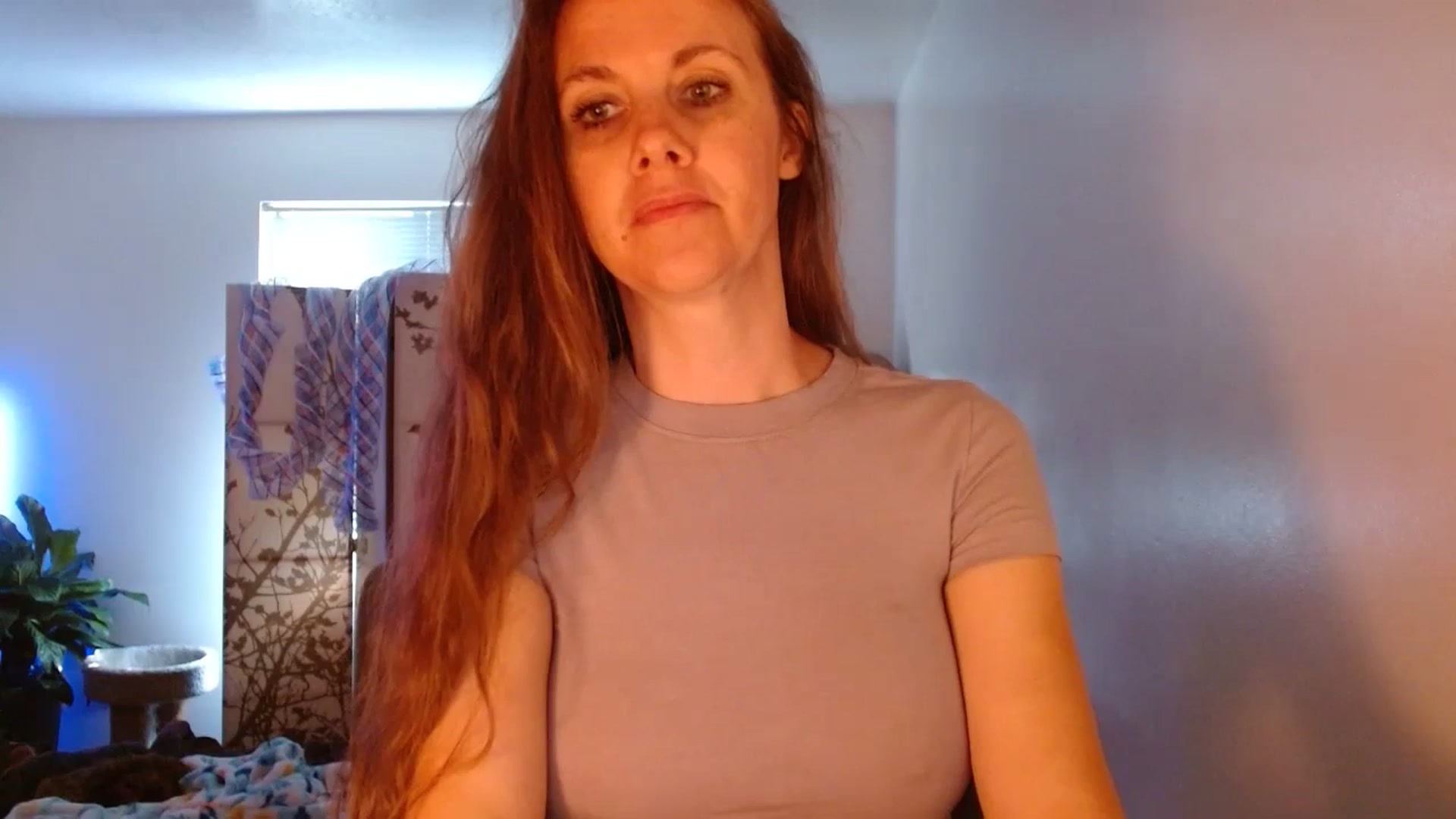 Gallery image thumbnail from LoVe_On__'s myfreecams stream on, 07/01/2023, 15:52 image 3 of 20