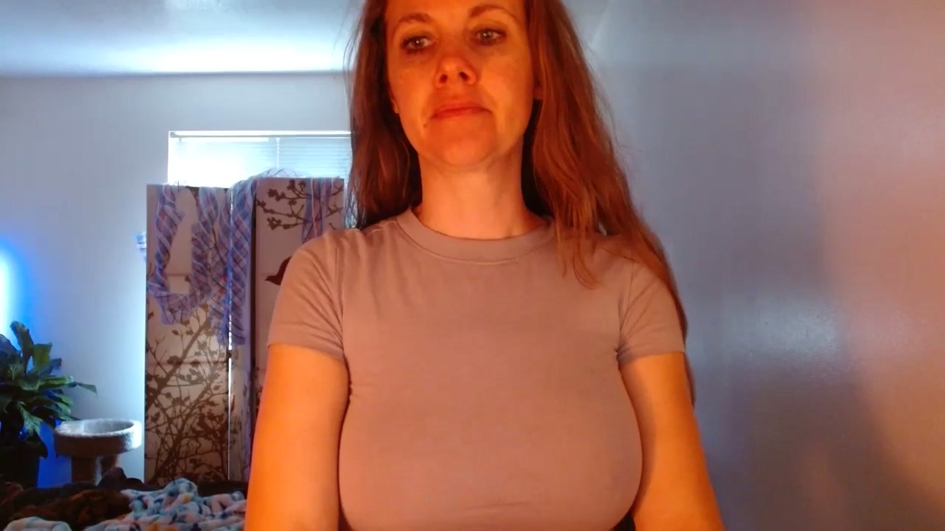 Gallery image thumbnail from LoVe_On__'s myfreecams stream on, 07/01/2023, 15:52 image 5 of 20