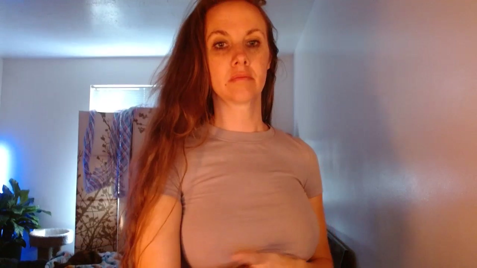 Gallery image thumbnail from LoVe_On__'s myfreecams stream on, 07/02/2023, 16:09 image 2 of 20