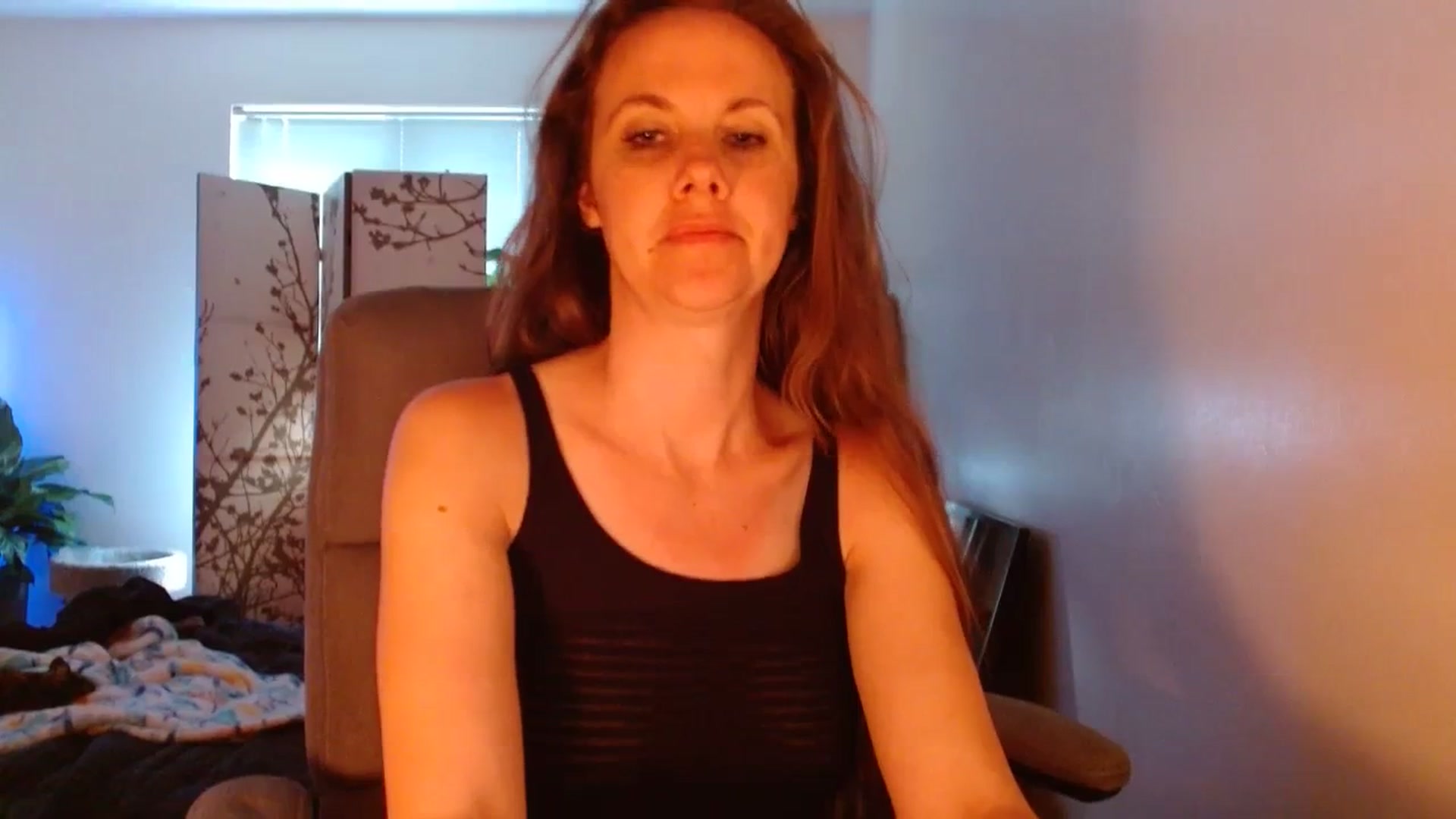 Gallery image thumbnail from LoVe_On__'s myfreecams stream on, 07/08/2023, 13:34 image 15 of 20