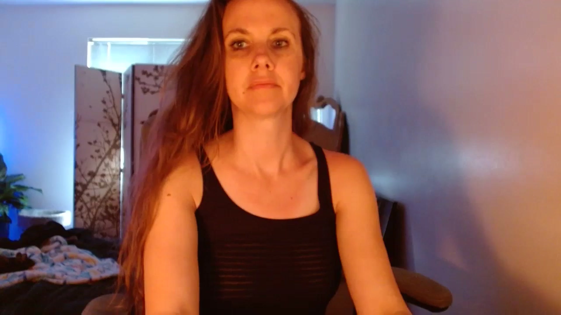 Gallery image thumbnail from LoVe_On__'s myfreecams stream on, 07/08/2023, 13:34 image 11 of 20