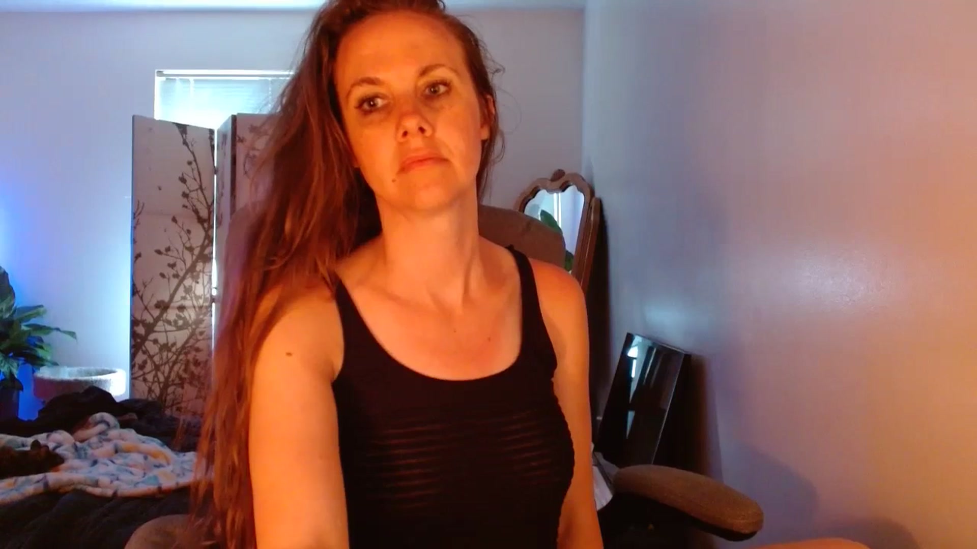 Gallery image thumbnail from LoVe_On__'s myfreecams stream on, 07/08/2023, 13:34 image 13 of 20