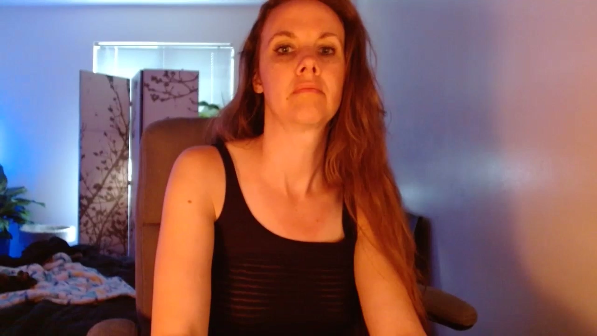 Gallery image thumbnail from LoVe_On__'s myfreecams stream on, 07/08/2023, 13:34 image 9 of 20