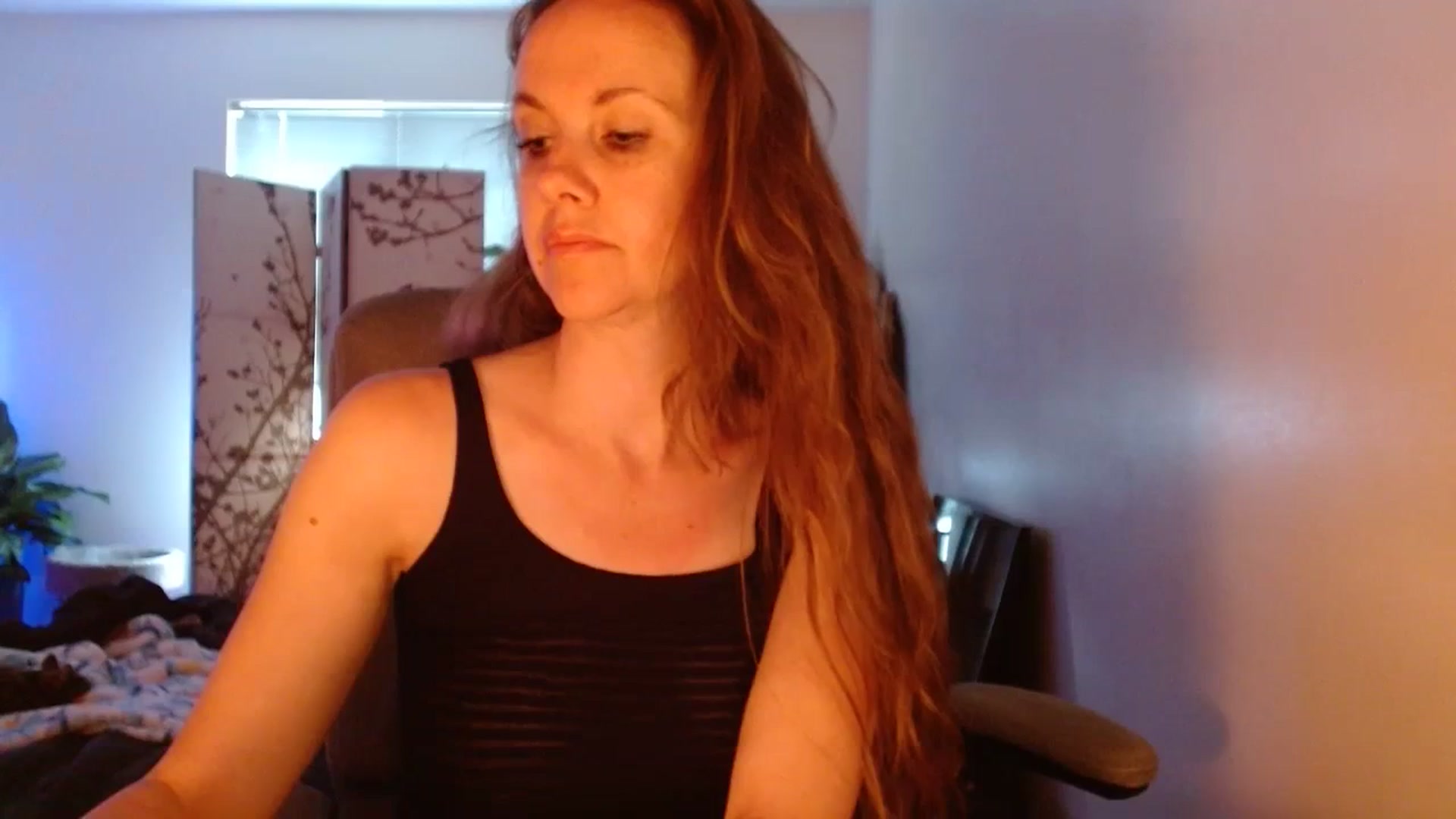 Gallery image thumbnail from LoVe_On__'s myfreecams stream on, 07/08/2023, 13:34 image 4 of 20