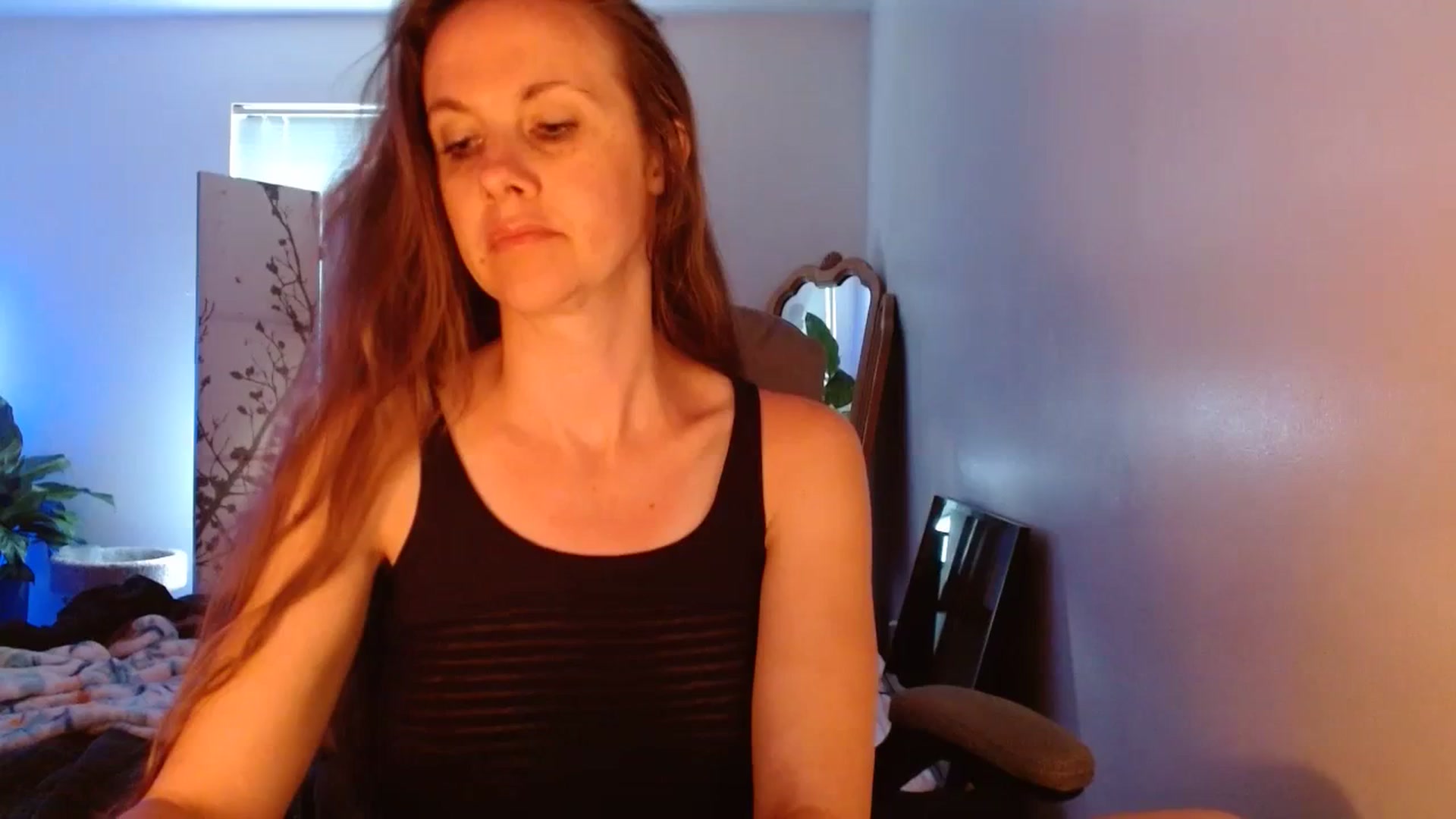 Gallery image thumbnail from LoVe_On__'s myfreecams stream on, 07/08/2023, 13:34 image 18 of 20