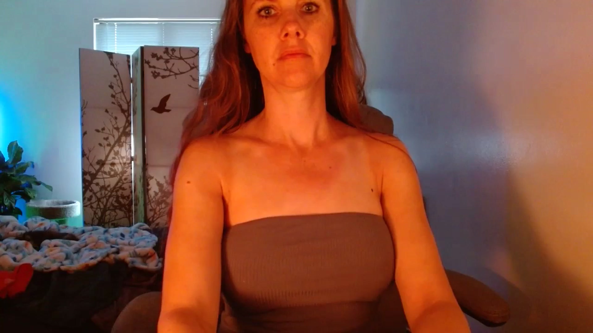Gallery image thumbnail from LoVe_On__'s myfreecams stream on, 07/18/2023, 13:22 image 3 of 20