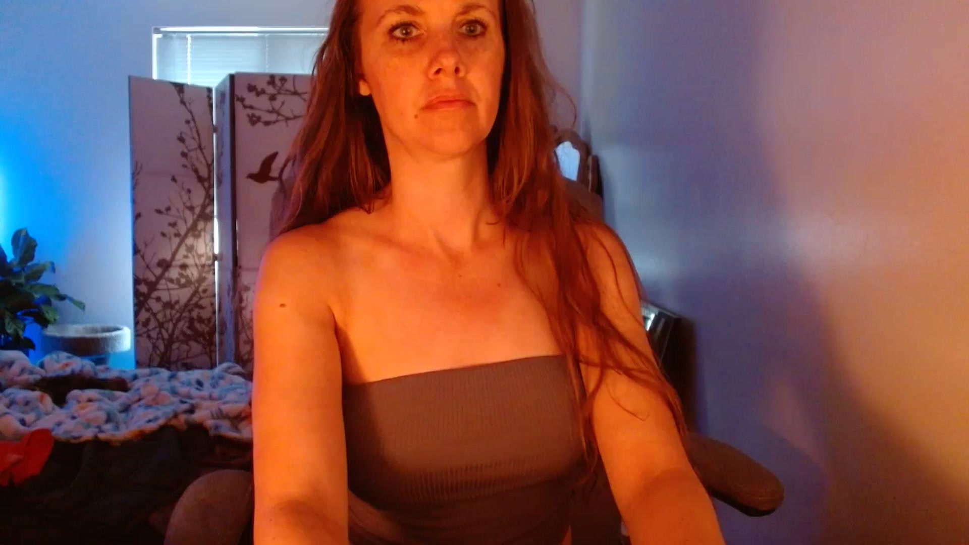Gallery image thumbnail from LoVe_On__'s myfreecams stream on, 07/18/2023, 13:22 image 16 of 20