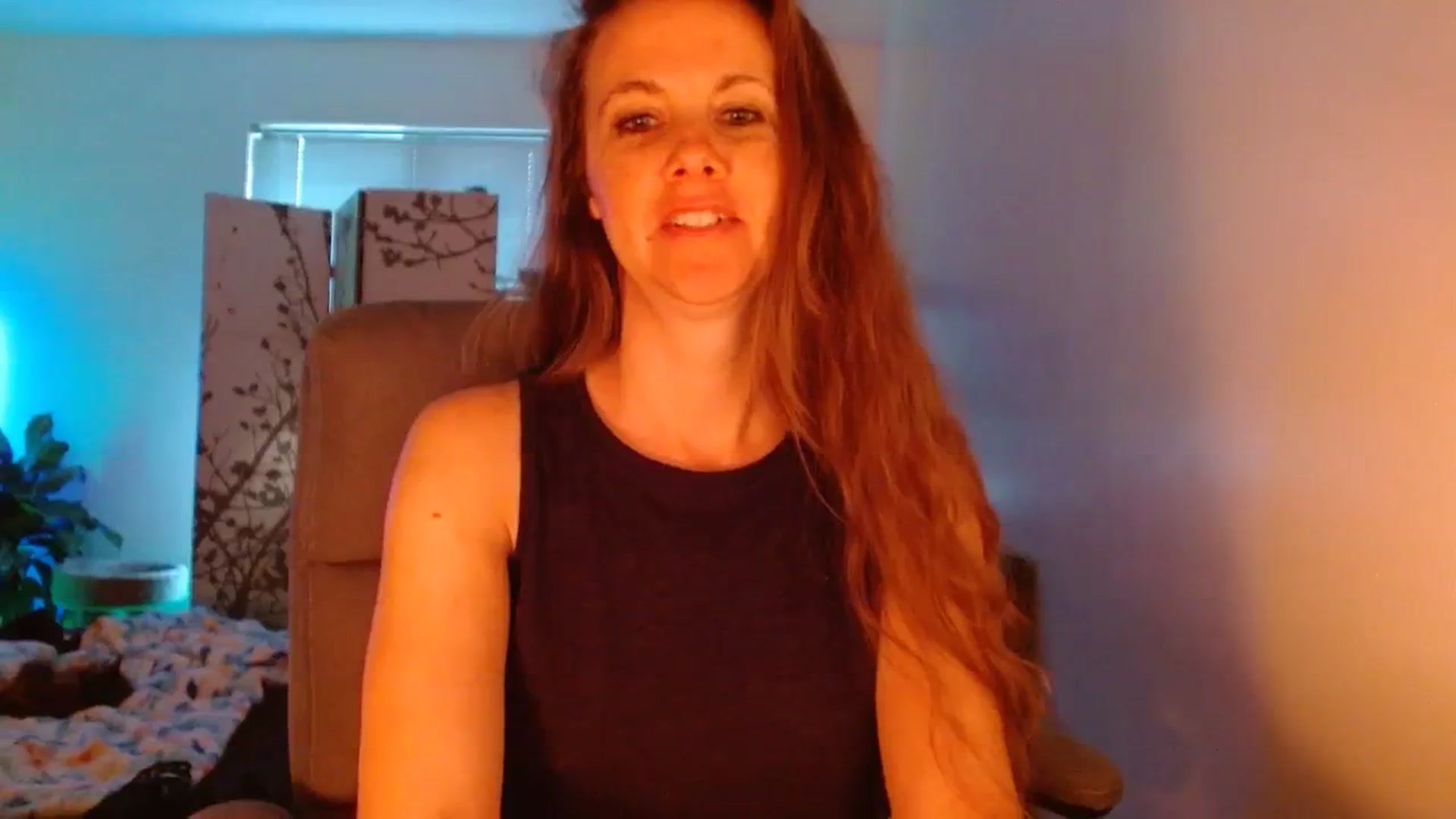 Gallery image thumbnail from LoVe_On__'s myfreecams stream on, 07/22/2023, 13:15 image 12 of 20