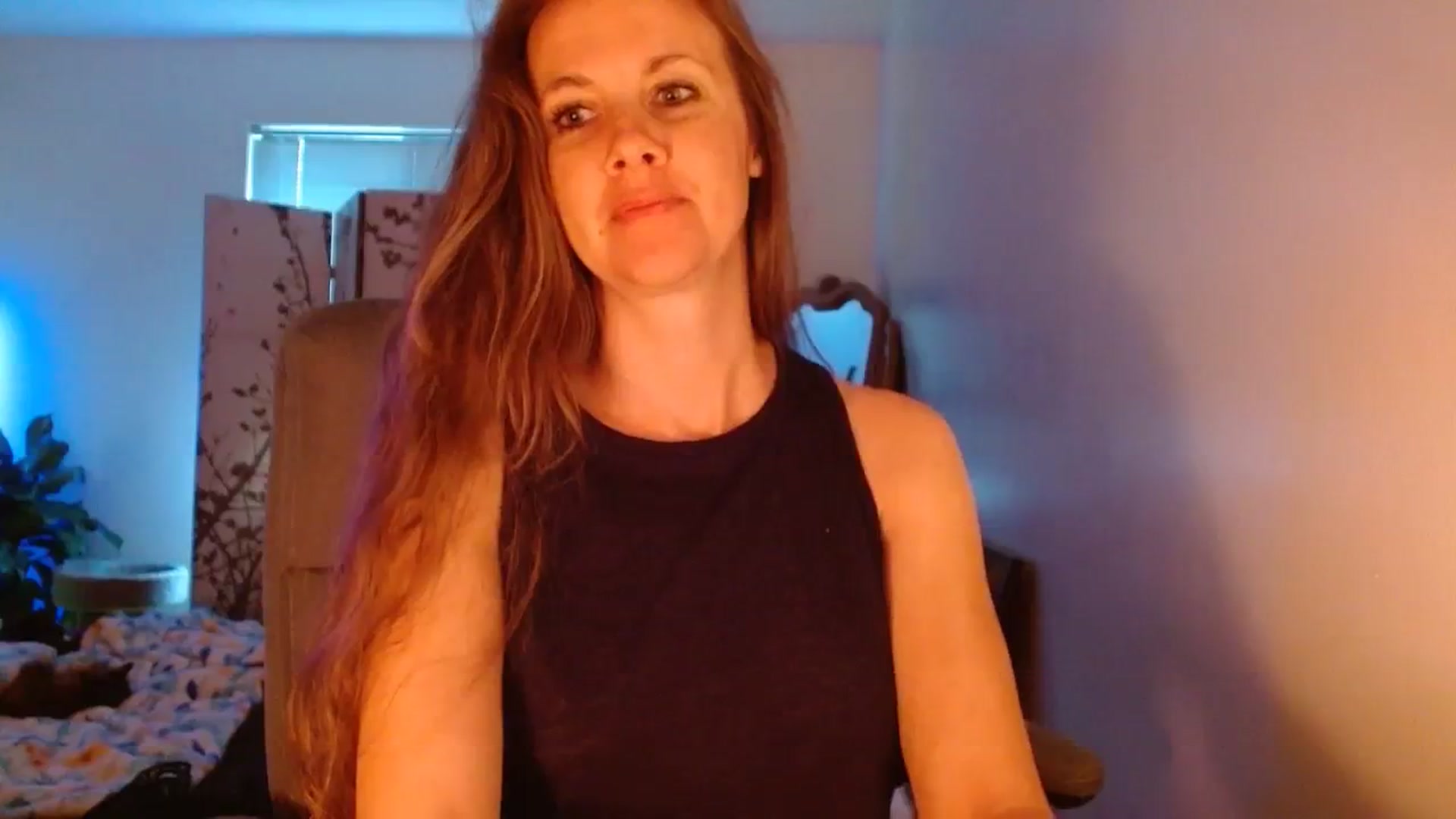 Gallery image thumbnail from LoVe_On__'s myfreecams stream on, 07/22/2023, 13:15 image 14 of 20