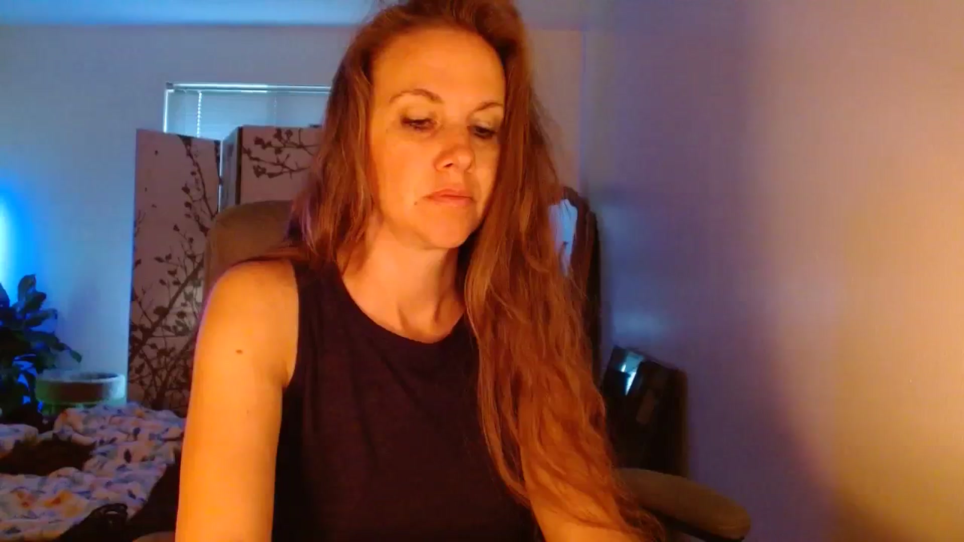 Gallery image thumbnail from LoVe_On__'s myfreecams stream on, 07/22/2023, 13:15 image 6 of 20