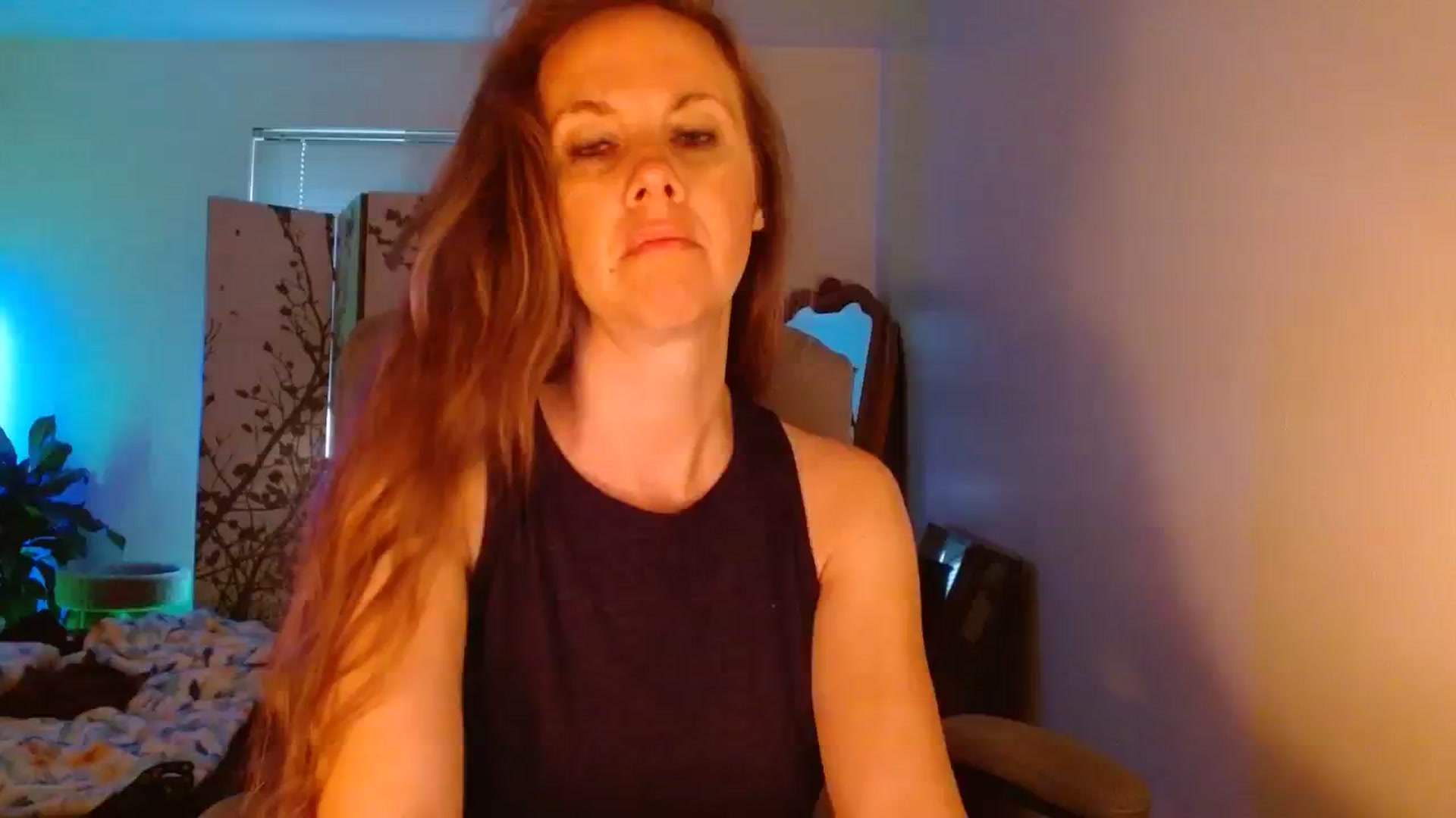 Gallery image thumbnail from LoVe_On__'s myfreecams stream on, 07/22/2023, 13:15 image 1 of 20