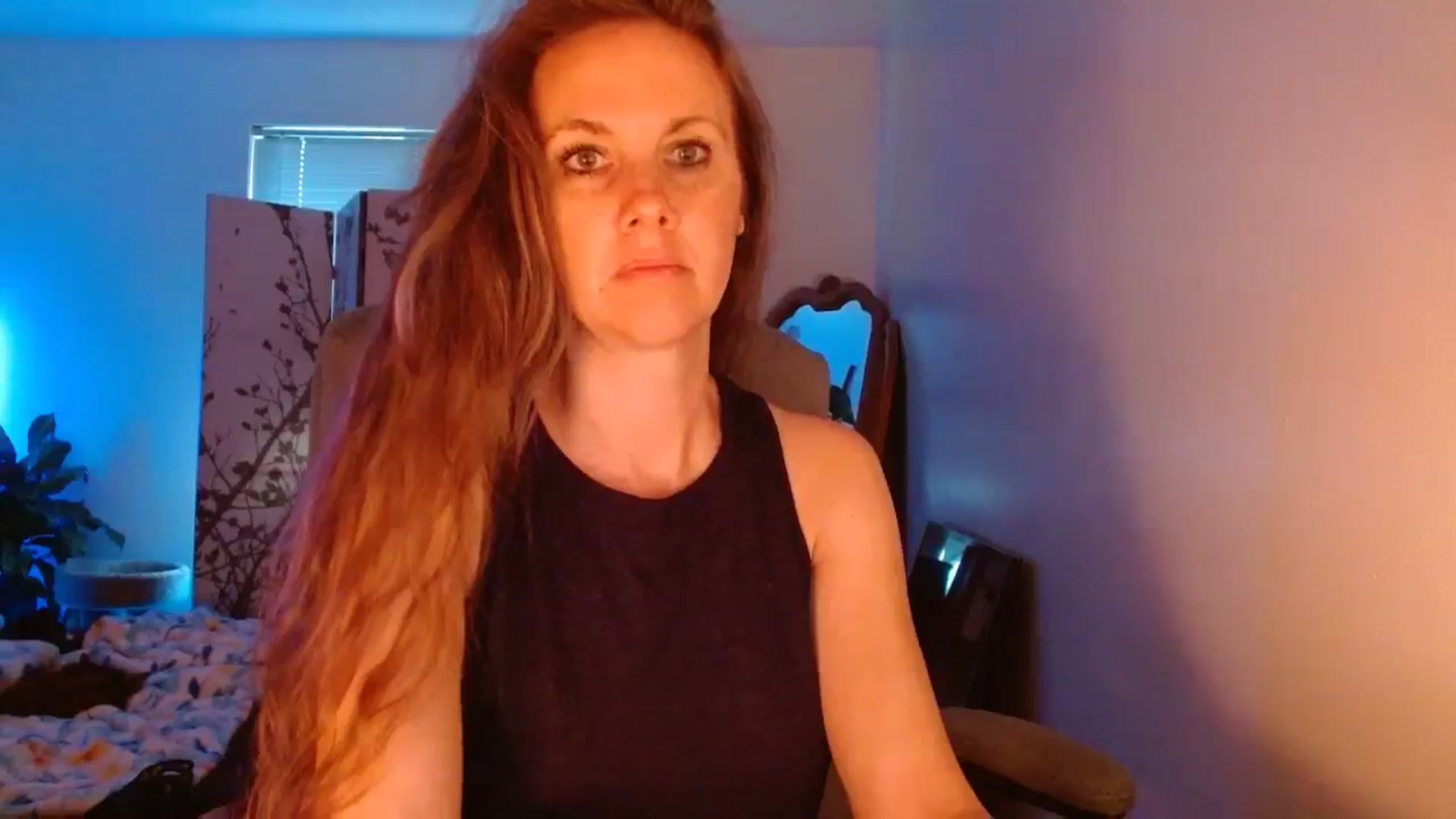 Gallery image thumbnail from LoVe_On__'s myfreecams stream on, 07/22/2023, 13:15 image 7 of 20