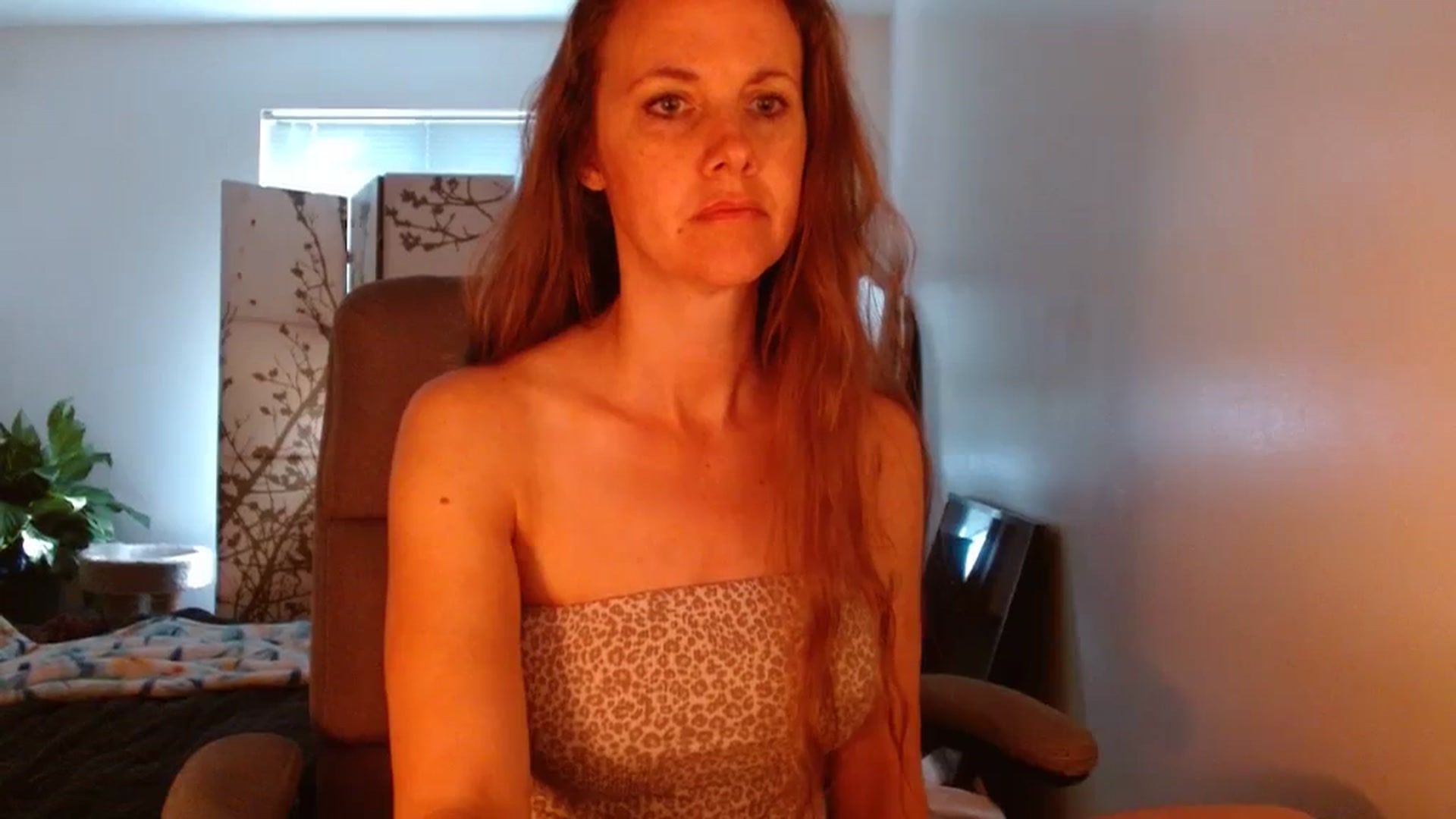 Gallery image thumbnail from LoVe_On__'s myfreecams stream on, 07/30/2023, 15:03 image 18 of 20