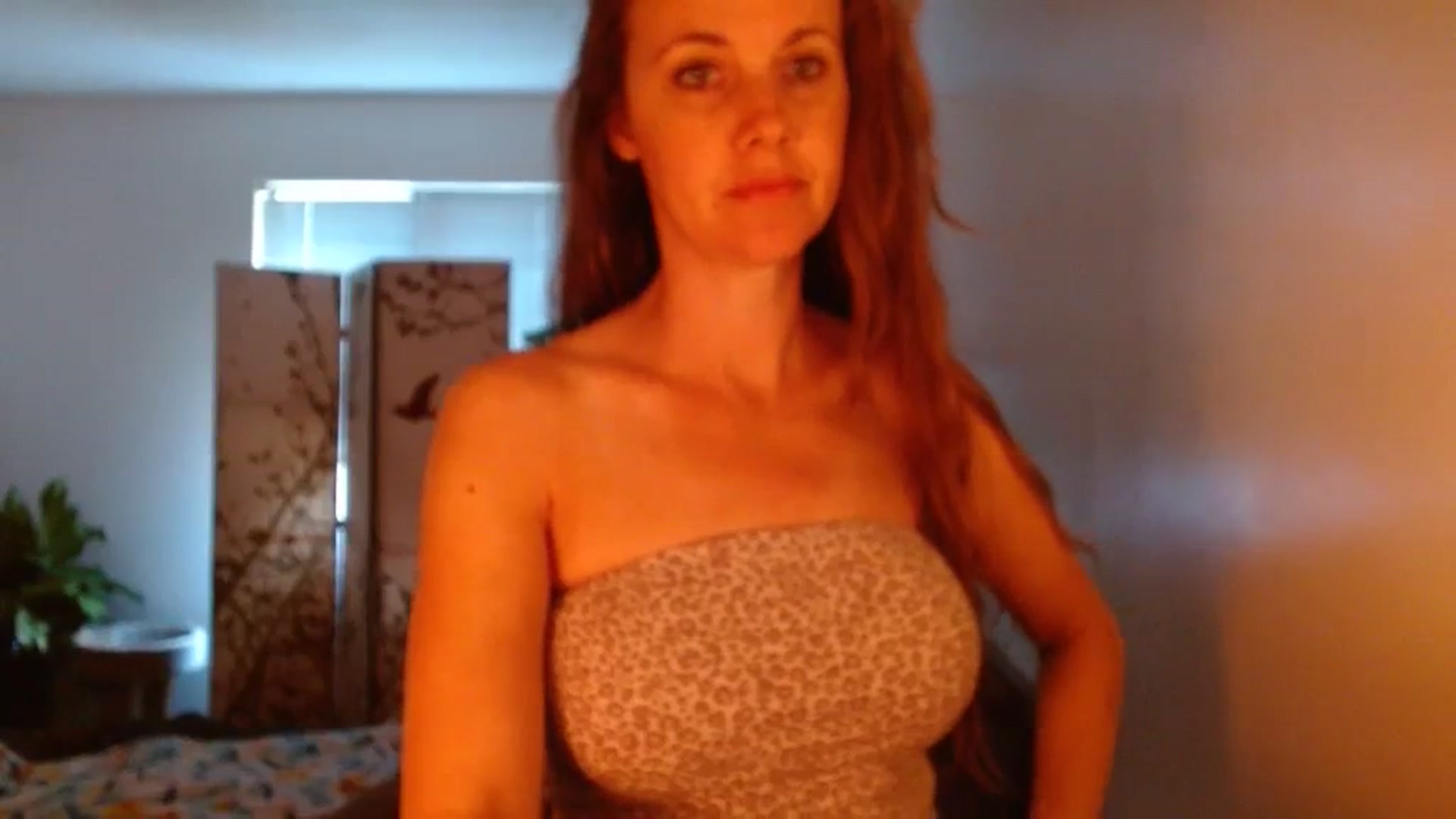 Gallery image thumbnail from LoVe_On__'s myfreecams stream on, 07/30/2023, 15:03 image 3 of 20
