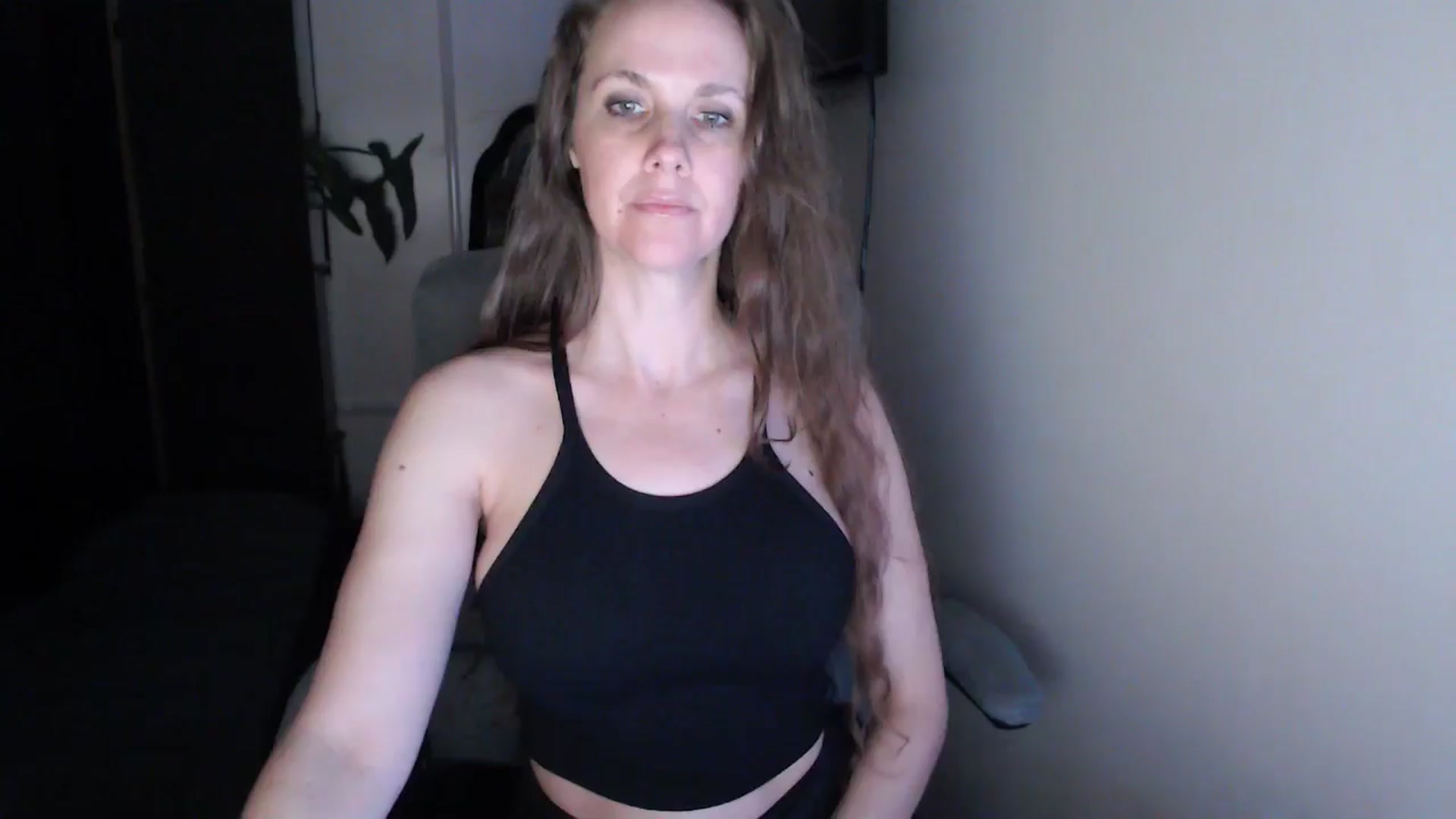 Gallery image thumbnail from LoVe_On__'s myfreecams stream on, 02/16/2025, 13:09 image 15 of 20