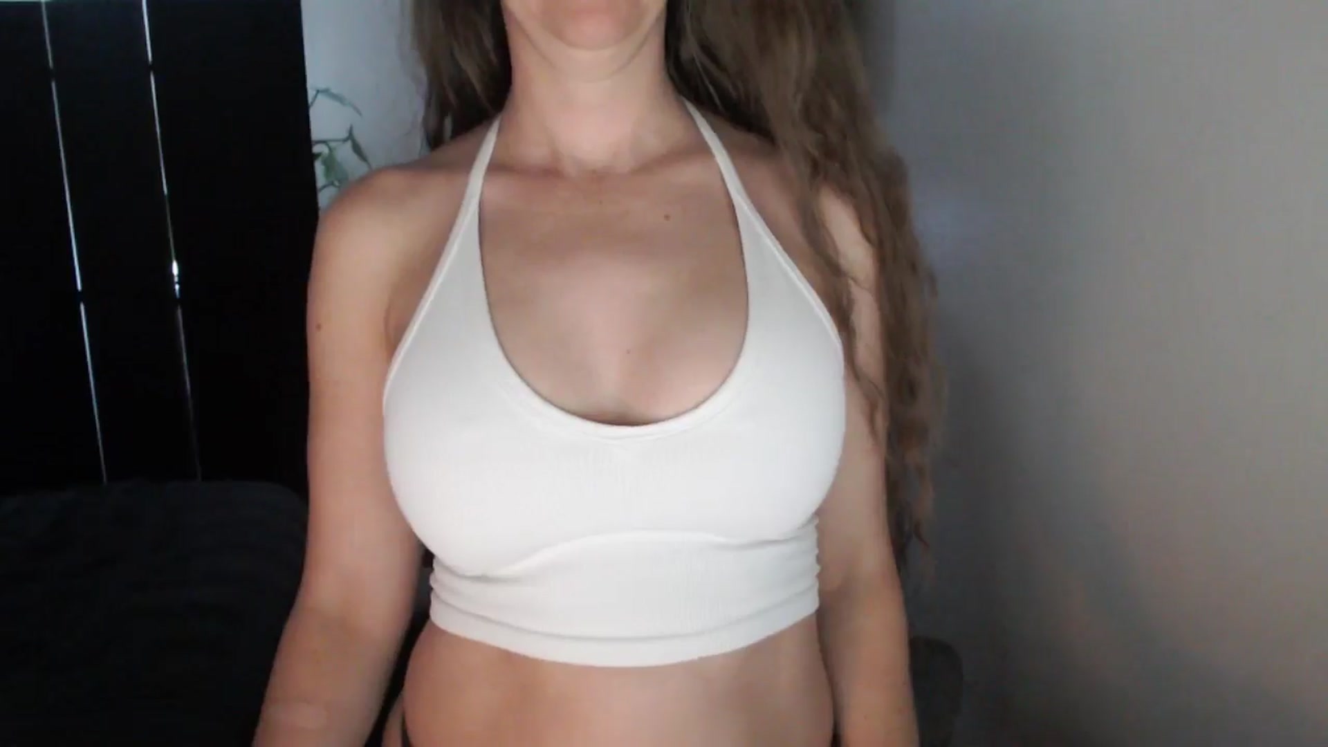 Gallery image thumbnail from LoVe_On__'s myfreecams stream on, 09/01/2025, 15:01 image 13 of 20
