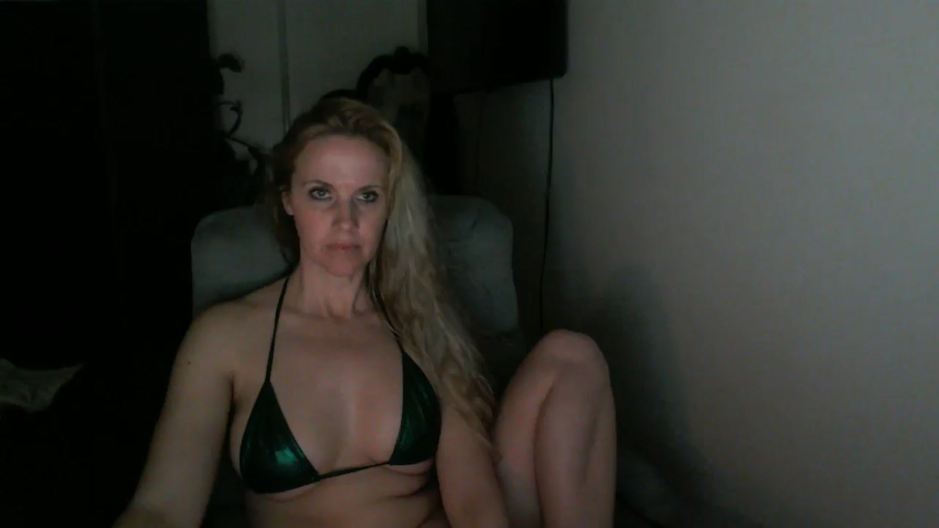 Gallery image thumbnail from LoVe_On__'s myfreecams stream on, 01/01/2026, 13:25 image 20 of 20