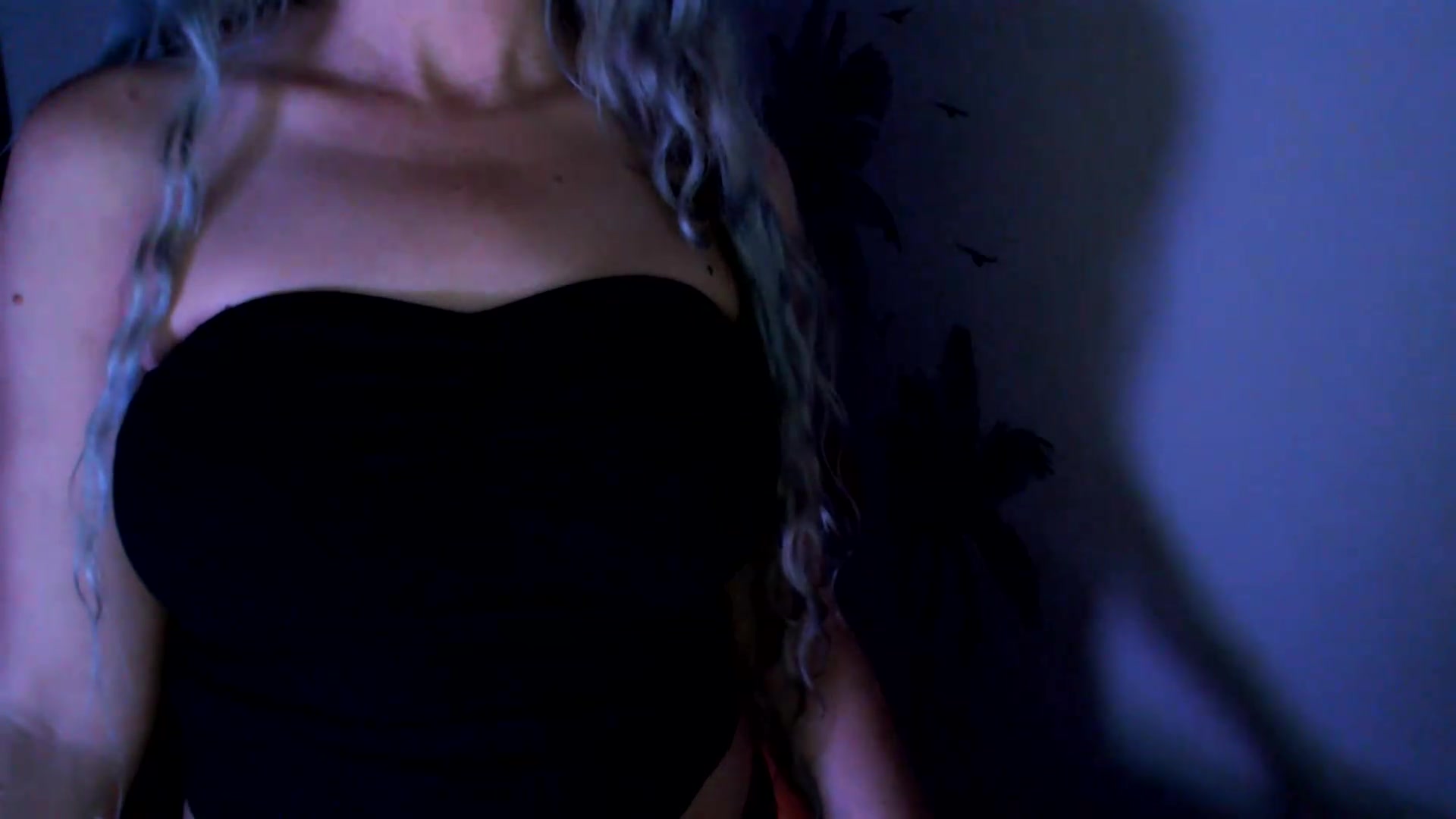 Gallery image thumbnail from LoVe_On__'s myfreecams stream on, 08/02/2026, 11:26 image 18 of 20