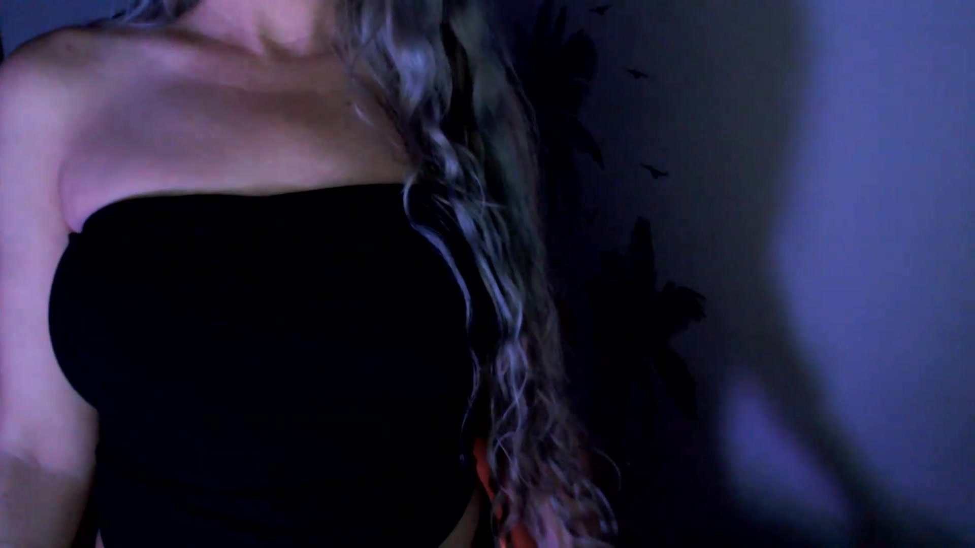 Gallery image thumbnail from LoVe_On__'s myfreecams stream on, 08/02/2026, 11:26 image 9 of 20