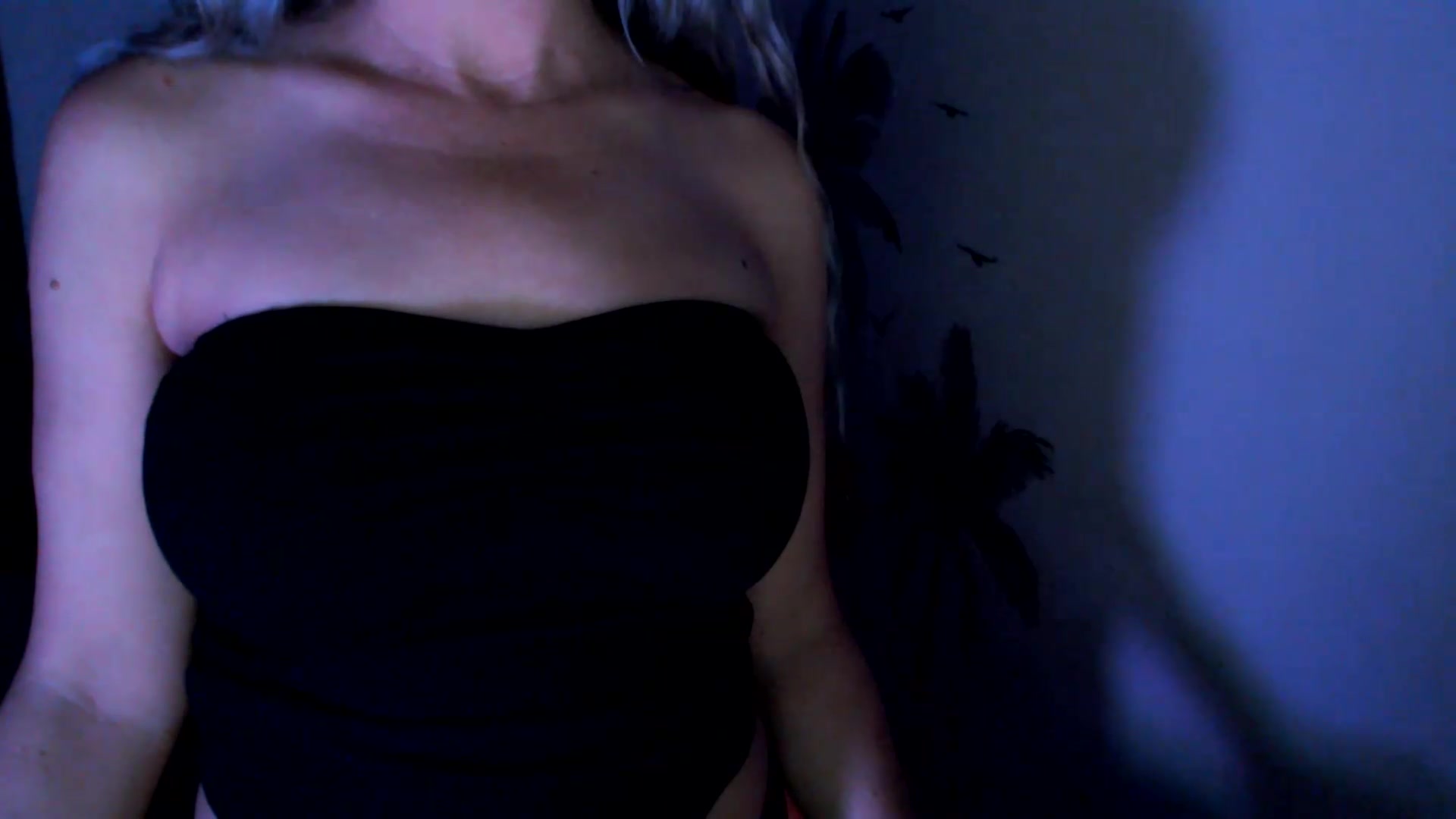 Gallery image thumbnail from LoVe_On__'s myfreecams stream on, 08/02/2026, 11:26 image 16 of 20