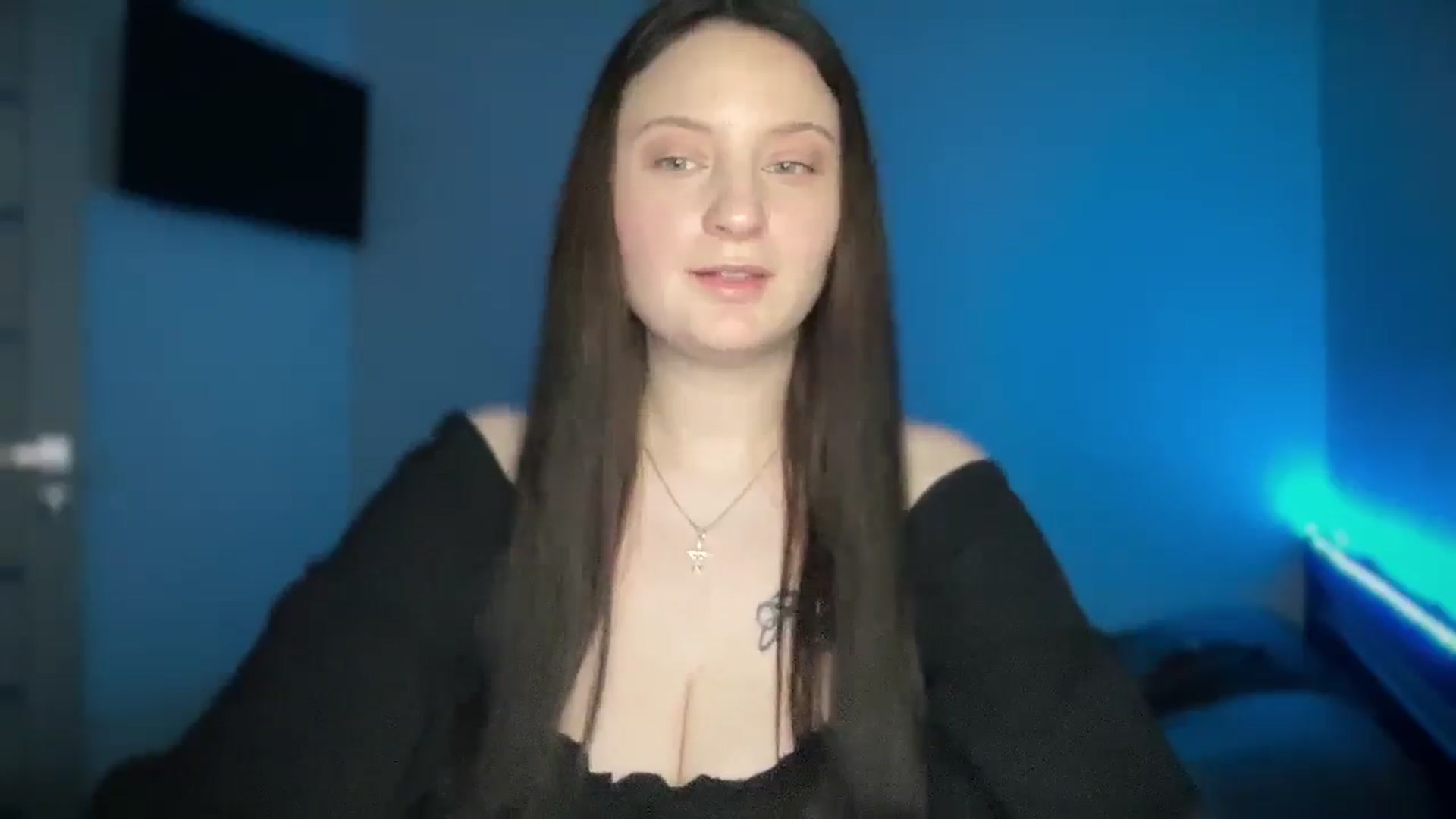 Gallery image thumbnail from LocaAlis's myfreecams stream on, 12/25/2025, 11:54 image 17 of 20