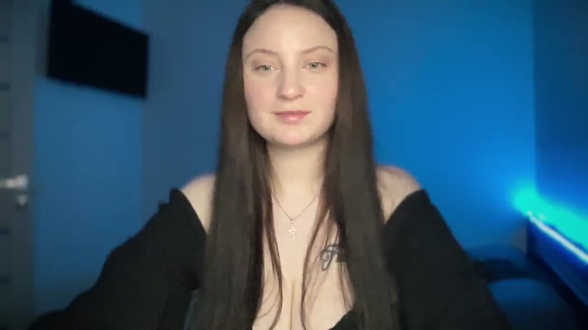 Gallery image thumbnail from LocaAlis's myfreecams stream on, 12/25/2025, 11:54 image 10 of 20