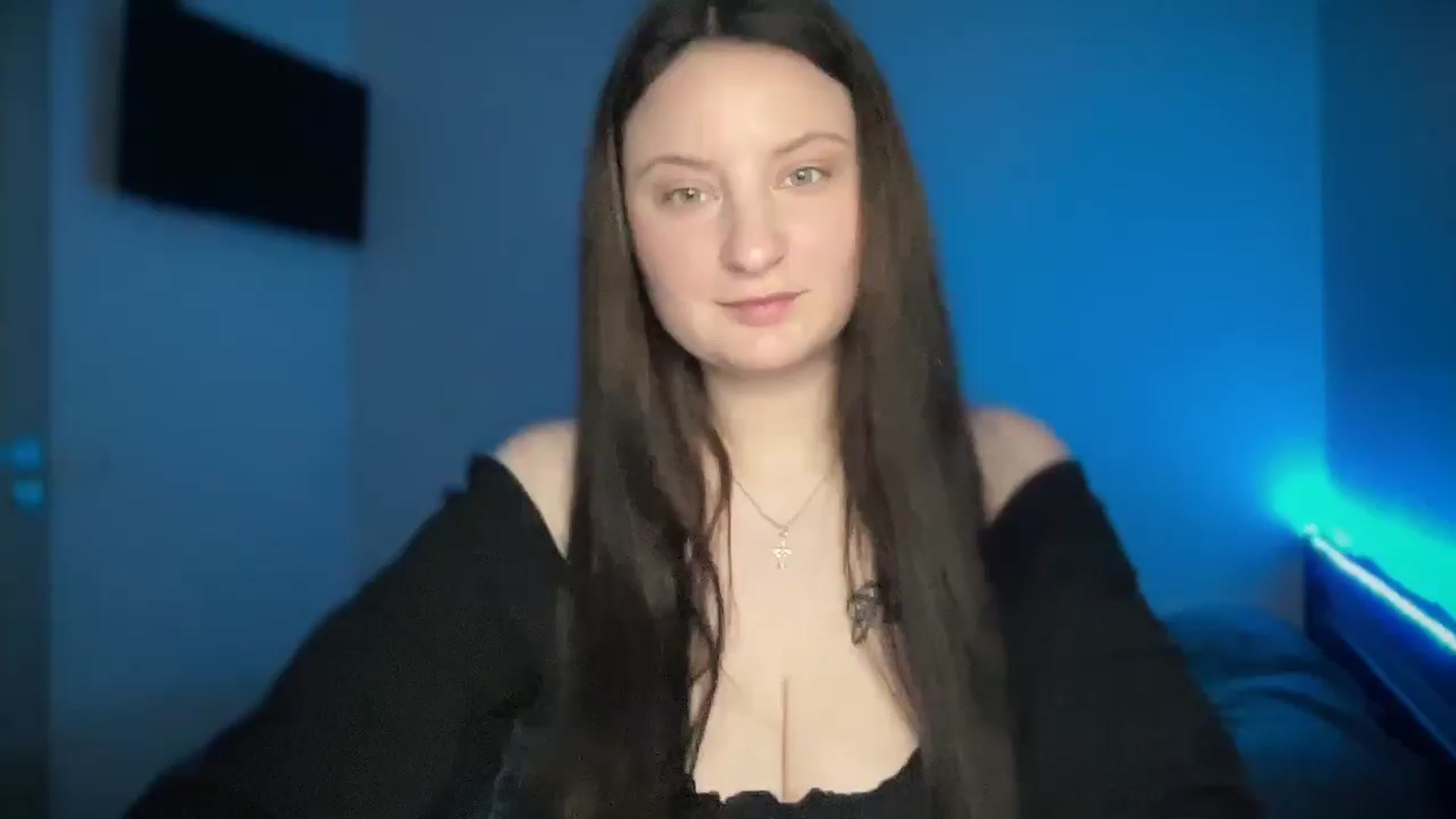 Gallery image thumbnail from LocaAlis's myfreecams stream on, 12/25/2025, 11:54 image 1 of 20
