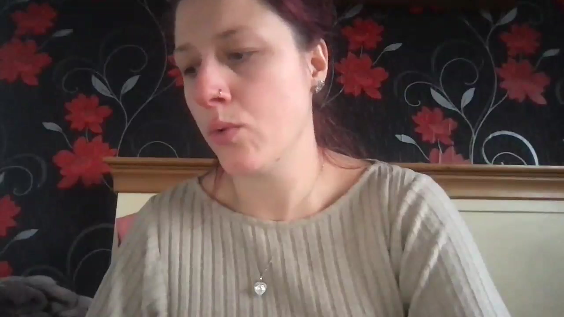 Gallery image thumbnail from Locket1992's myfreecams stream on, 12/17/2025, 10:07 image 8 of 20