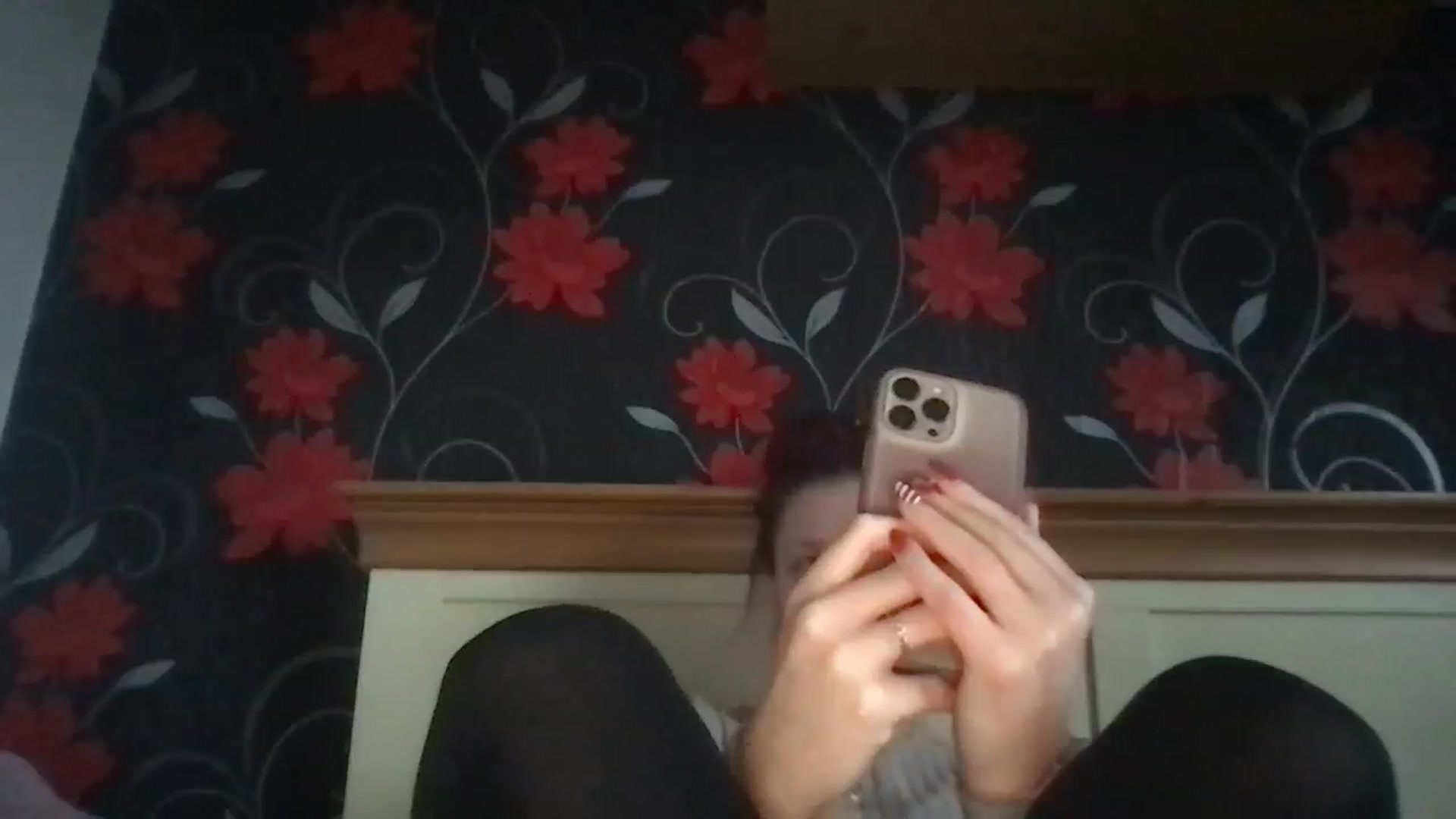 Gallery image thumbnail from Locket1992's myfreecams stream on, 12/18/2025, 11:14 image 8 of 20
