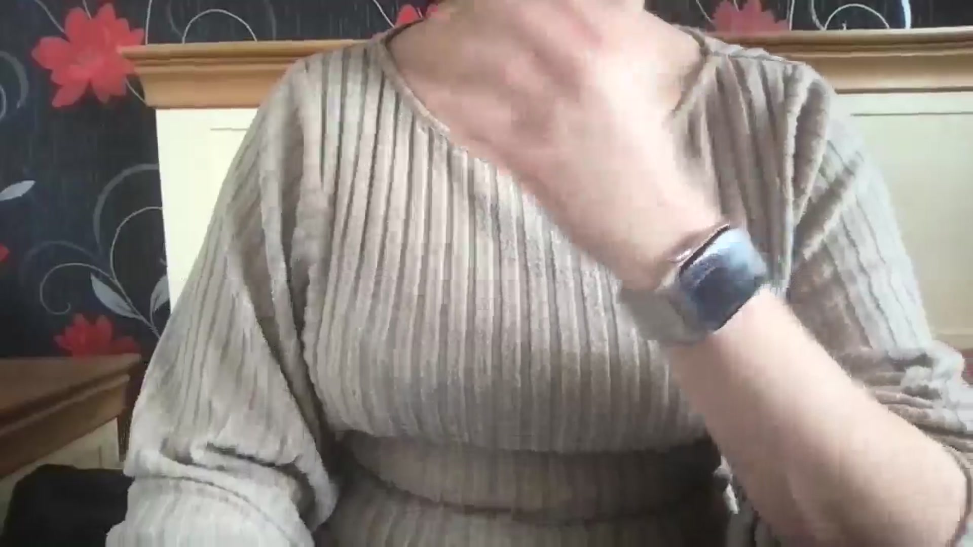Gallery image thumbnail from Locket1992's myfreecams stream on, 04/16/2026, 12:58 image 9 of 20