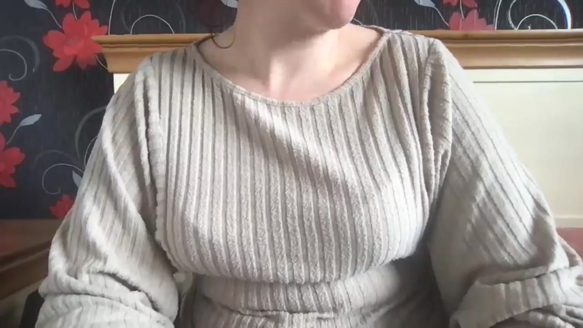 Gallery image thumbnail from Locket1992's myfreecams stream on, 04/16/2026, 12:58 image 8 of 20