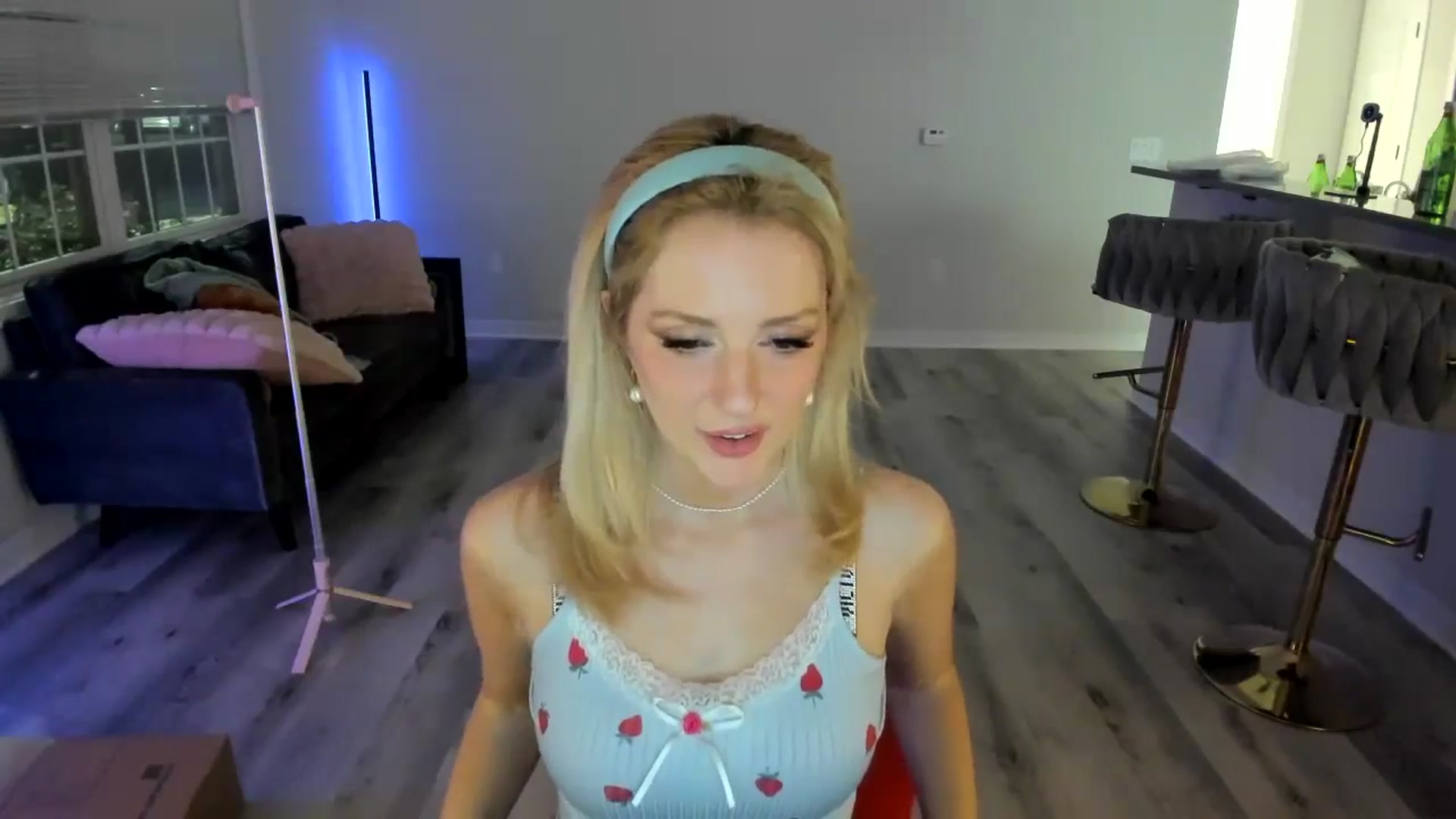 Gallery image thumbnail from Locktober's myfreecams stream on, 10/23/2024, 05:14 image 20 of 20