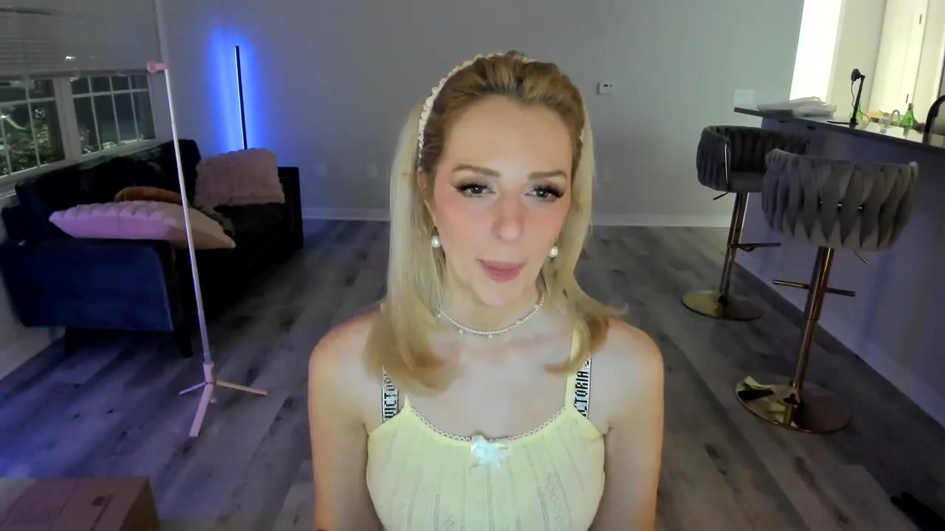 Gallery image thumbnail from Locktober's myfreecams stream on, 10/24/2024, 04:22 image 18 of 20