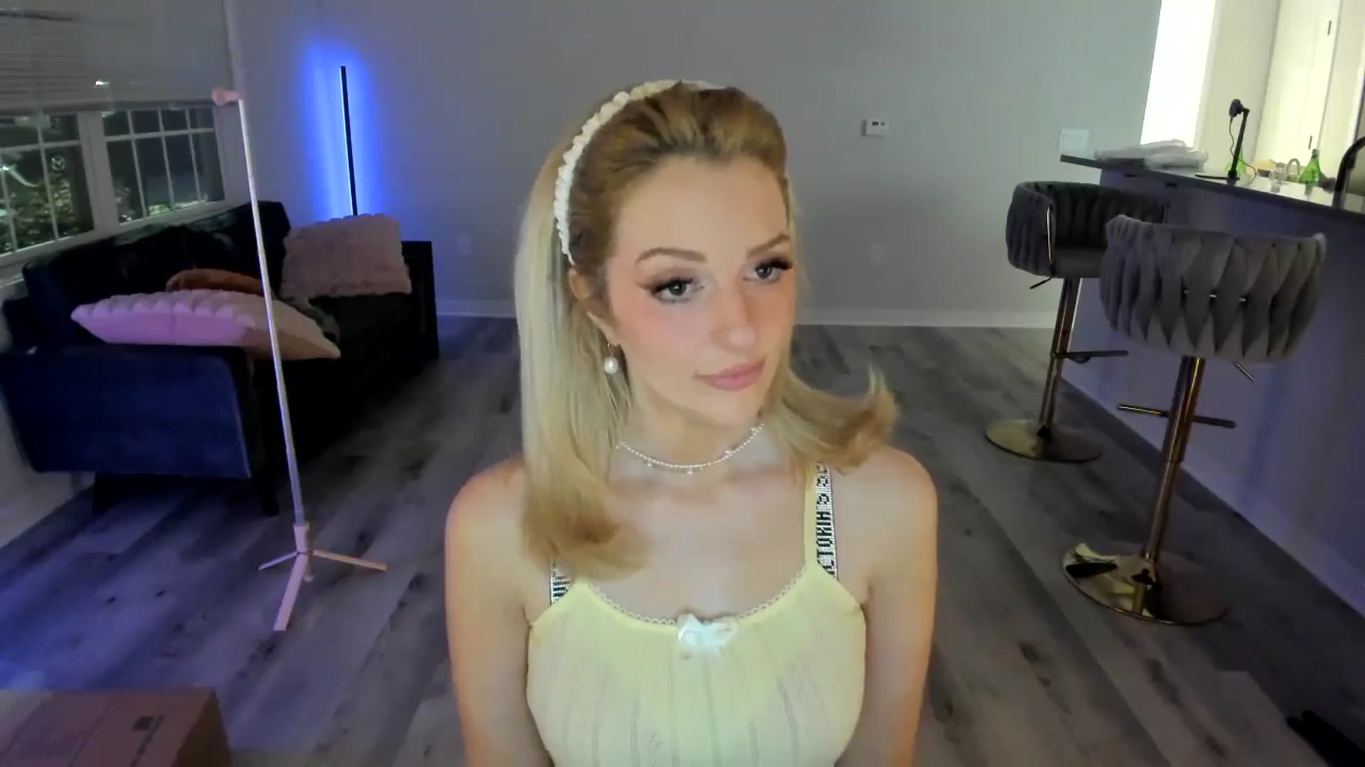 Gallery image thumbnail from Locktober's myfreecams stream on, 10/24/2024, 04:22 image 12 of 20